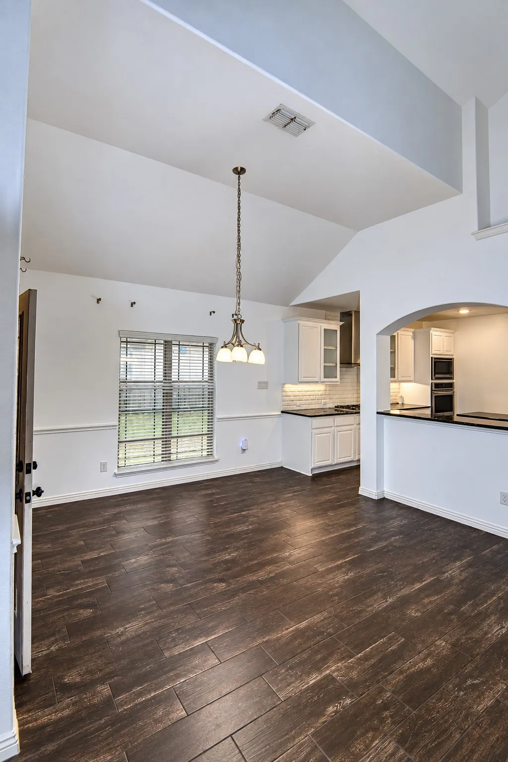 Single Family Residence For Sale in Collin County , 2406 Lake Fork Drive, Wylie, Texas 75098, 7 Bedroom, 4 Bathroom, 2 Garage spaces, 4,394 Sqft, built in 2018, mls#21348386, Real Estate Agent in Wylie, Homes For Sale in Collin county, Homes For Sale in Wylie, Realtor in Wylie Texas, Real Estate Brokerage Independent Realty Texas, Luminita Cordes Realtor
