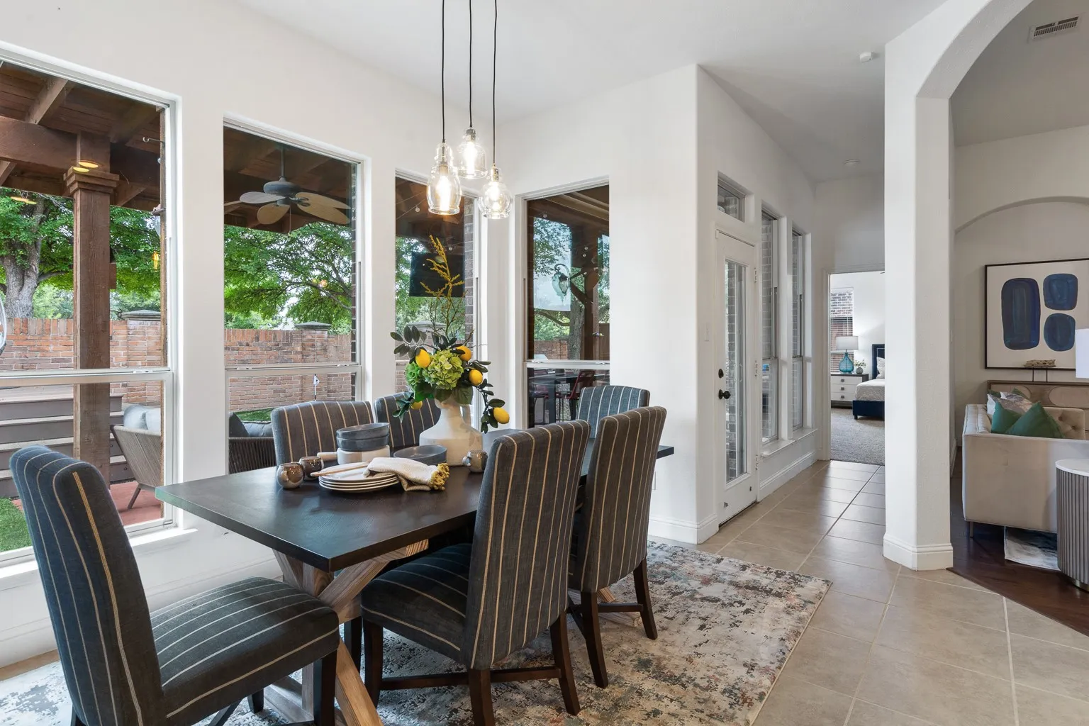 Single Family Residence For Sale in Collin County , 9627 Crown Ridge Drive, Frisco, Texas 75035, 4 Bedroom, 3 Bathroom, 2 Garage spaces, 3,186 Sqft, built in 2009, mls#21348333, Real Estate Agent in Frisco, Homes For Sale in Collin county, Homes For Sale in Frisco, Realtor in Frisco Texas, Real Estate Brokerage Independent Realty Texas, Luminita Cordes Realtor