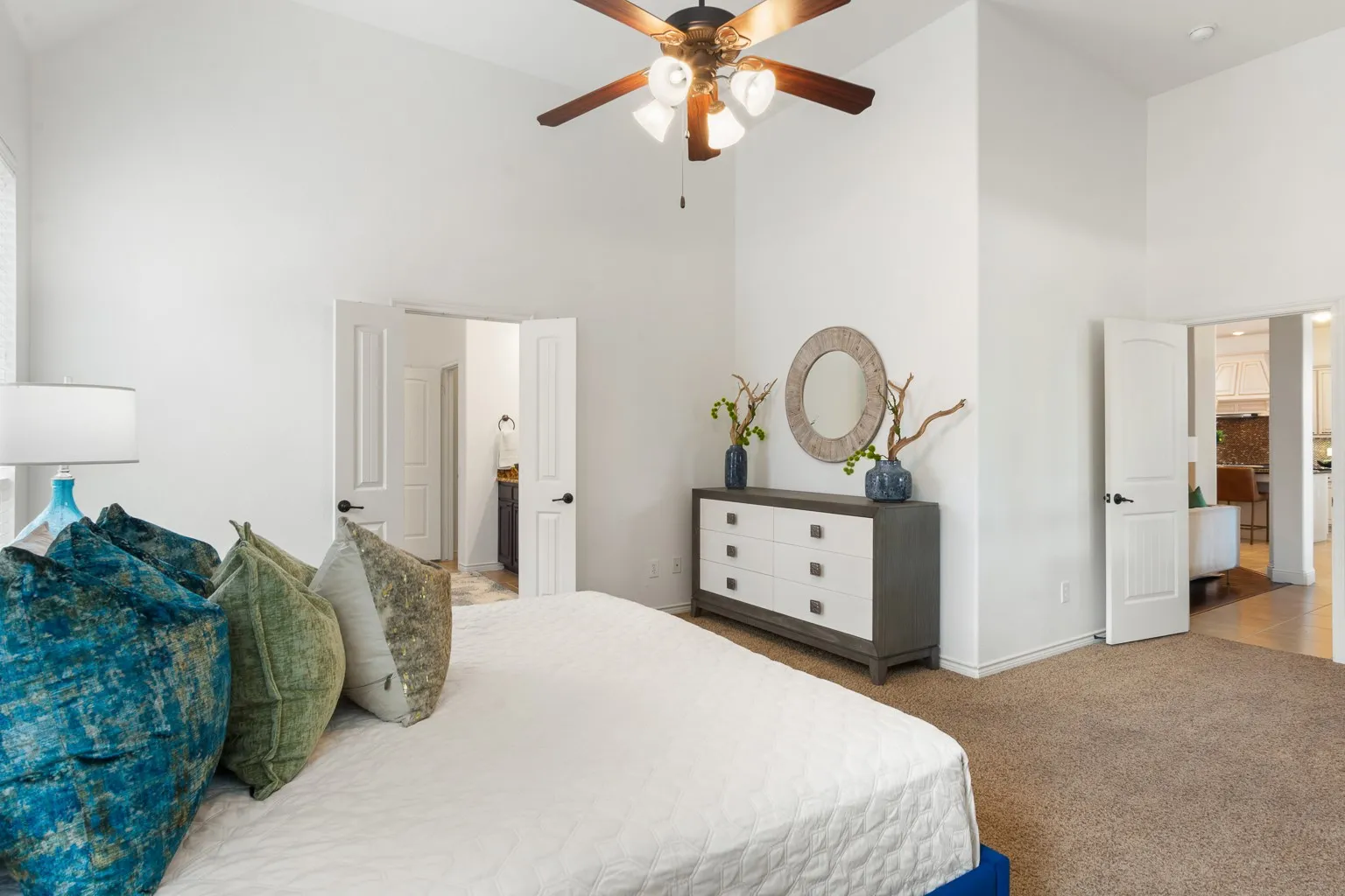Single Family Residence For Sale in Collin County , 9627 Crown Ridge Drive, Frisco, Texas 75035, 4 Bedroom, 3 Bathroom, 2 Garage spaces, 3,186 Sqft, built in 2009, mls#21348333, Real Estate Agent in Frisco, Homes For Sale in Collin county, Homes For Sale in Frisco, Realtor in Frisco Texas, Real Estate Brokerage Independent Realty Texas, Luminita Cordes Realtor