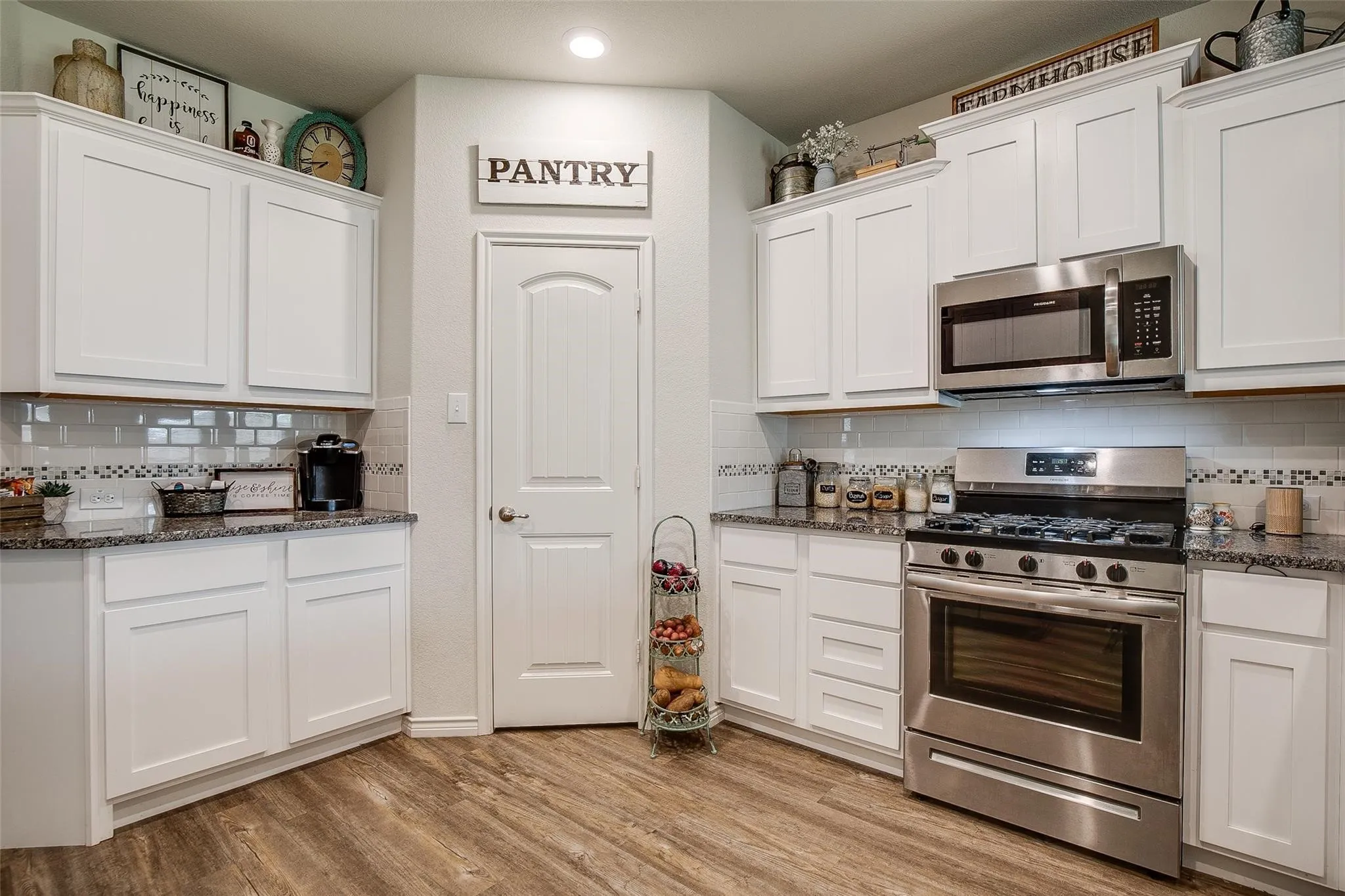 Single Family Residence For Rent in Rockwall County , 593 Jamestown Lane, Fate, Texas 75189, 4 Bedroom, 2 Bathroom, 2 Garage spaces, 2,066 Sqft, built in 2017, mls#21344223, Real Estate Agent in Fate, Homes For Rent in Rockwall county, Homes For Rent in Fate, Realtor in Fate Texas, Real Estate Brokerage Independent Realty Texas, Luminita Cordes Realtor