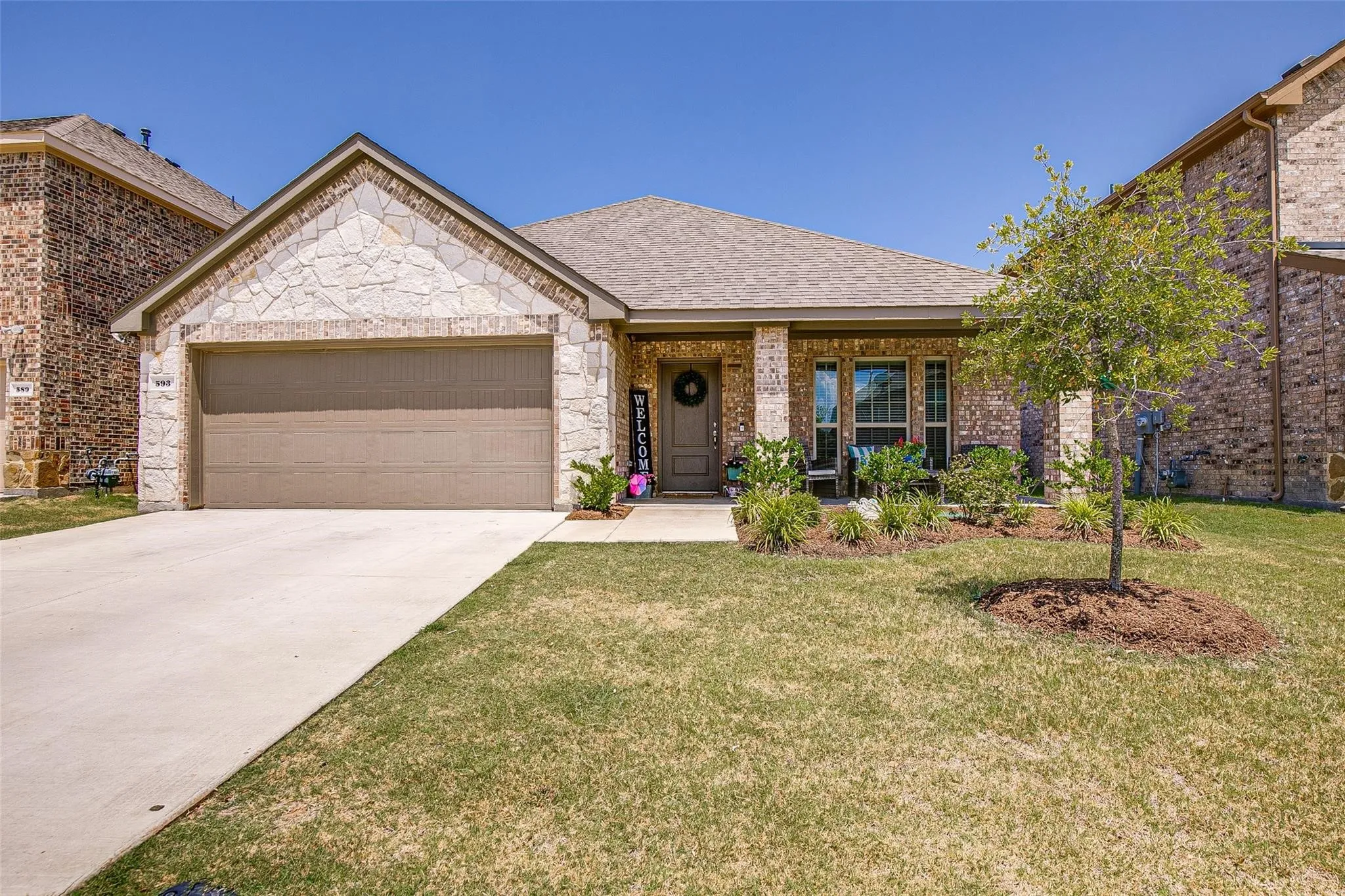 Single Family Residence For Rent in Rockwall County , 593 Jamestown Lane, Fate, Texas 75189, 4 Bedroom, 2 Bathroom, 2 Garage spaces, 2,066 Sqft, built in 2017, mls#21344223, Real Estate Agent in Fate, Homes For Rent in Rockwall county, Homes For Rent in Fate, Realtor in Fate Texas, Real Estate Brokerage Independent Realty Texas, Luminita Cordes Realtor