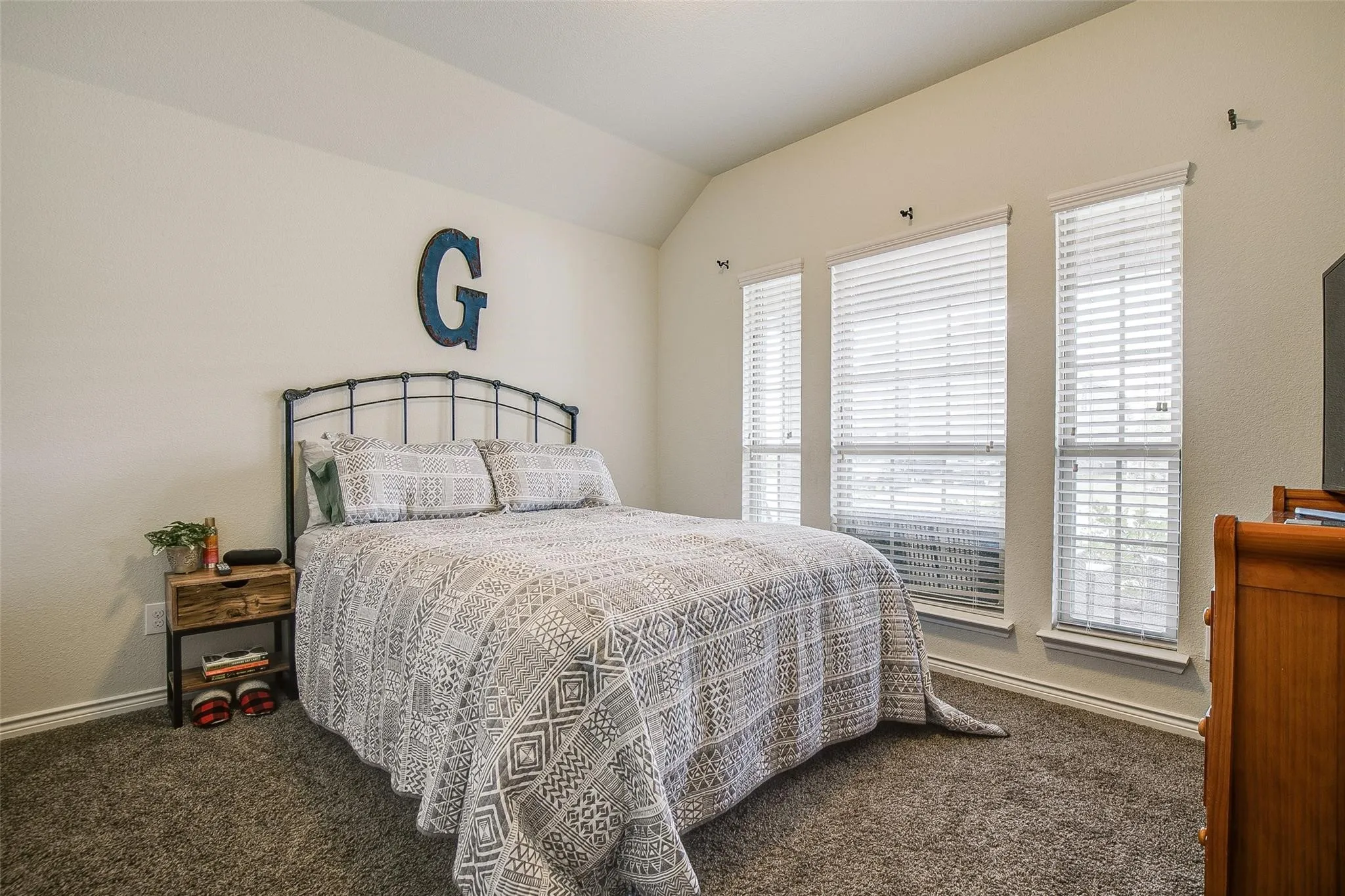 Single Family Residence For Rent in Rockwall County , 593 Jamestown Lane, Fate, Texas 75189, 4 Bedroom, 2 Bathroom, 2 Garage spaces, 2,066 Sqft, built in 2017, mls#21344223, Real Estate Agent in Fate, Homes For Rent in Rockwall county, Homes For Rent in Fate, Realtor in Fate Texas, Real Estate Brokerage Independent Realty Texas, Luminita Cordes Realtor