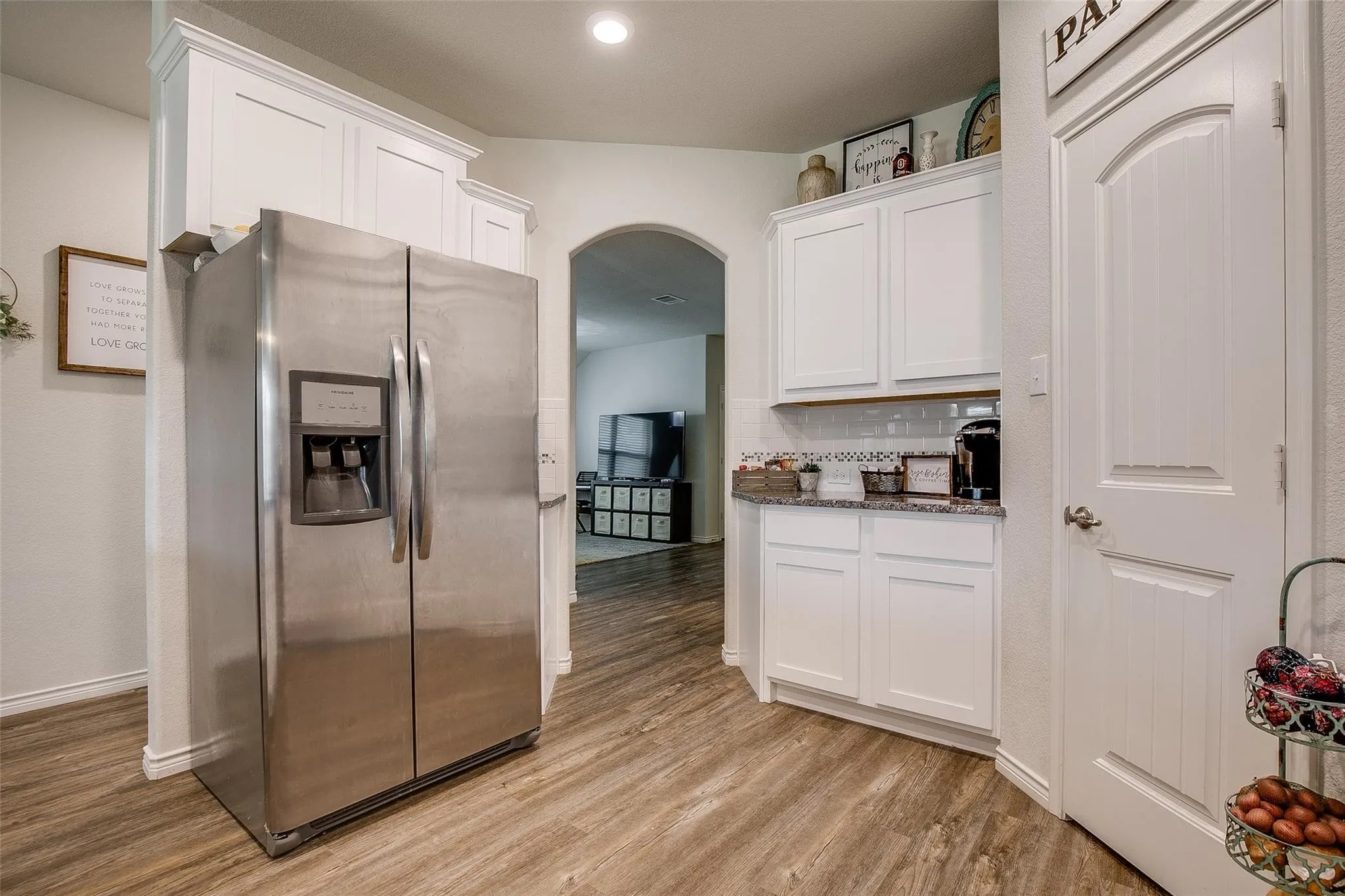 Single Family Residence For Rent in Rockwall County , 593 Jamestown Lane, Fate, Texas 75189, 4 Bedroom, 2 Bathroom, 2 Garage spaces, 2,066 Sqft, built in 2017, mls#21344223, Real Estate Agent in Fate, Homes For Rent in Rockwall county, Homes For Rent in Fate, Realtor in Fate Texas, Real Estate Brokerage Independent Realty Texas, Luminita Cordes Realtor