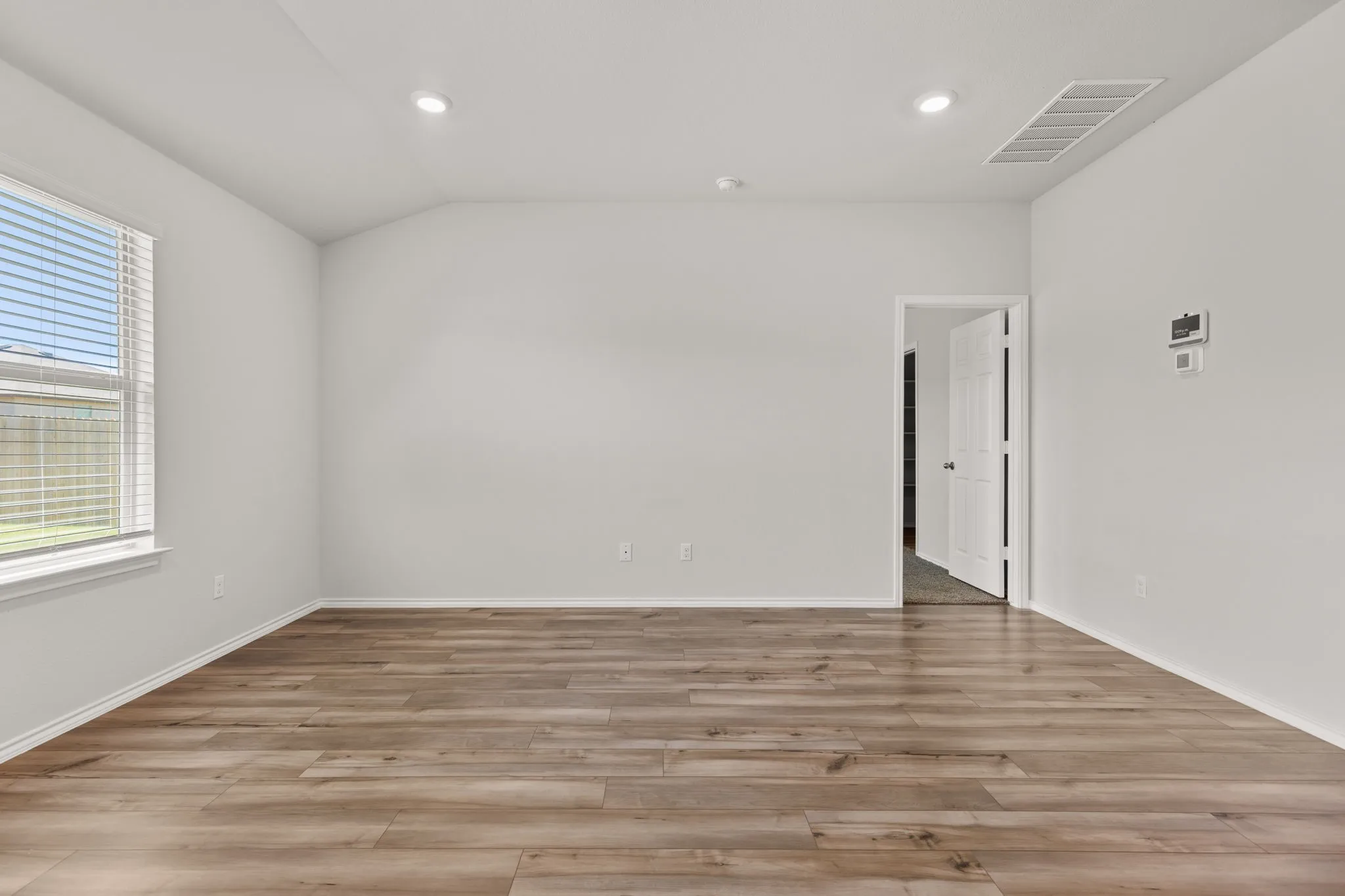Single Family Residence For Sale in Bell County , 2506 Rollett Drive, Temple, Texas 76504, 4 Bedroom, 2 Bathroom, 2 Garage spaces, 1,805 Sqft, built in 2024, mls#21348394, Real Estate Agent in Temple, Homes For Sale in Bell county, Homes For Sale in Temple, Realtor in Temple Texas, Real Estate Brokerage Independent Realty Texas, Luminita Cordes Realtor