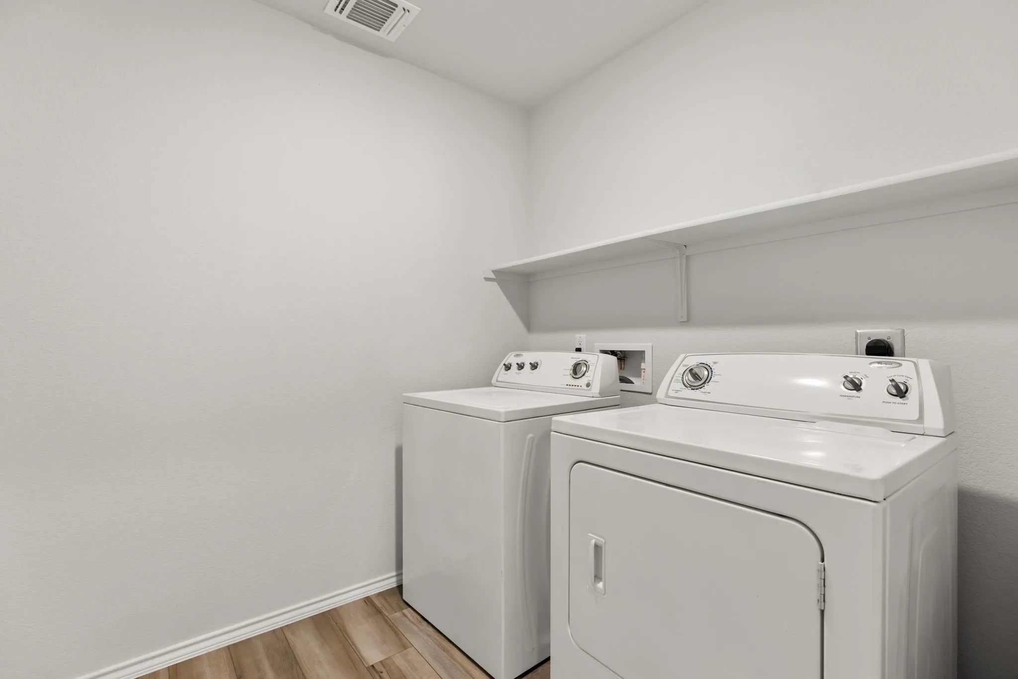 Single Family Residence For Sale in Bell County , 2506 Rollett Drive, Temple, Texas 76504, 4 Bedroom, 2 Bathroom, 2 Garage spaces, 1,805 Sqft, built in 2024, mls#21348394, Real Estate Agent in Temple, Homes For Sale in Bell county, Homes For Sale in Temple, Realtor in Temple Texas, Real Estate Brokerage Independent Realty Texas, Luminita Cordes Realtor