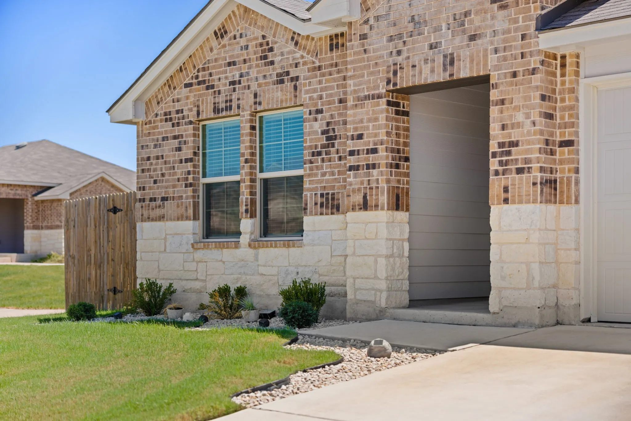 Single Family Residence For Sale in Bell County , 2506 Rollett Drive, Temple, Texas 76504, 4 Bedroom, 2 Bathroom, 2 Garage spaces, 1,805 Sqft, built in 2024, mls#21348394, Real Estate Agent in Temple, Homes For Sale in Bell county, Homes For Sale in Temple, Realtor in Temple Texas, Real Estate Brokerage Independent Realty Texas, Luminita Cordes Realtor