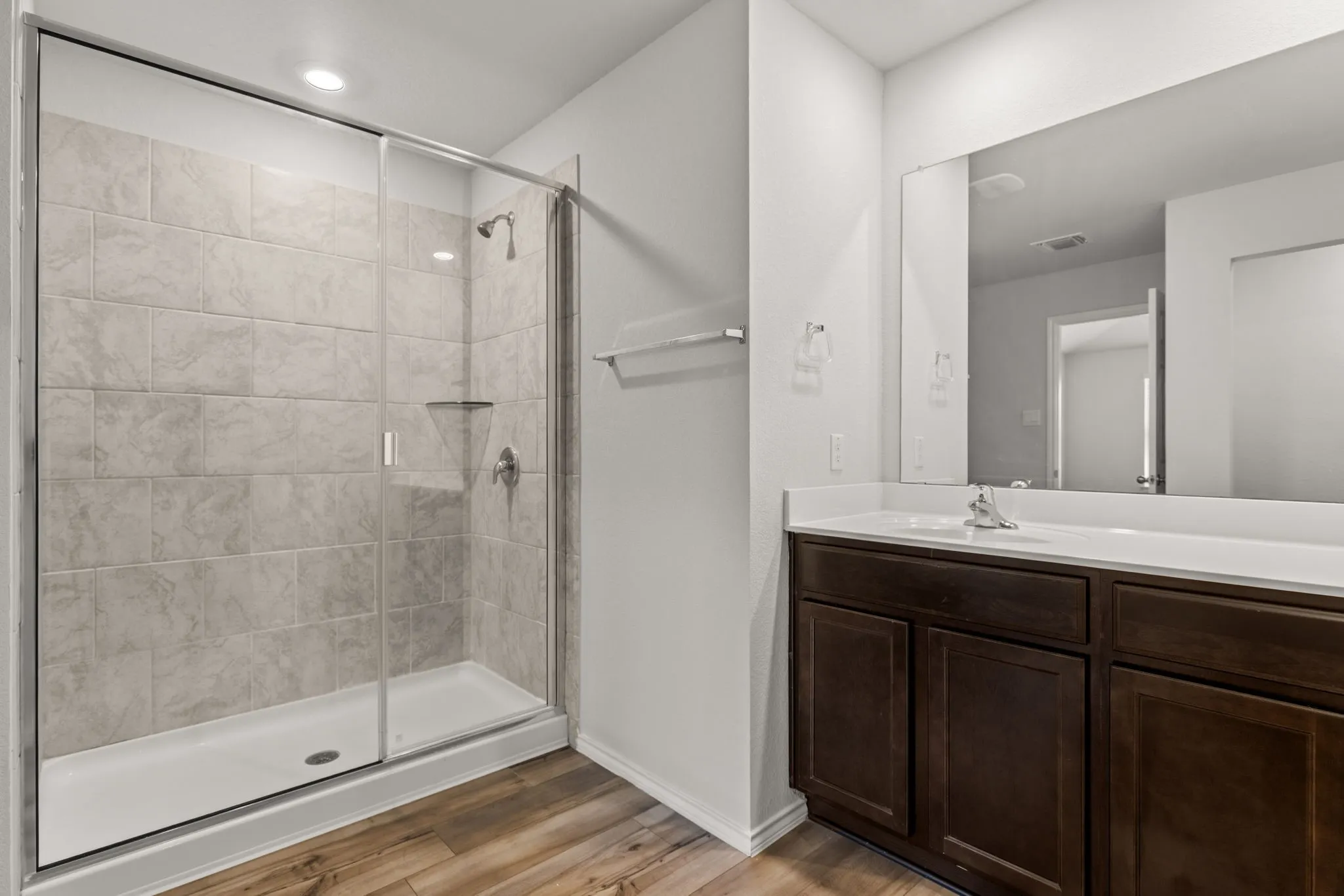 Single Family Residence For Sale in Bell County , 2506 Rollett Drive, Temple, Texas 76504, 4 Bedroom, 2 Bathroom, 2 Garage spaces, 1,805 Sqft, built in 2024, mls#21348394, Real Estate Agent in Temple, Homes For Sale in Bell county, Homes For Sale in Temple, Realtor in Temple Texas, Real Estate Brokerage Independent Realty Texas, Luminita Cordes Realtor