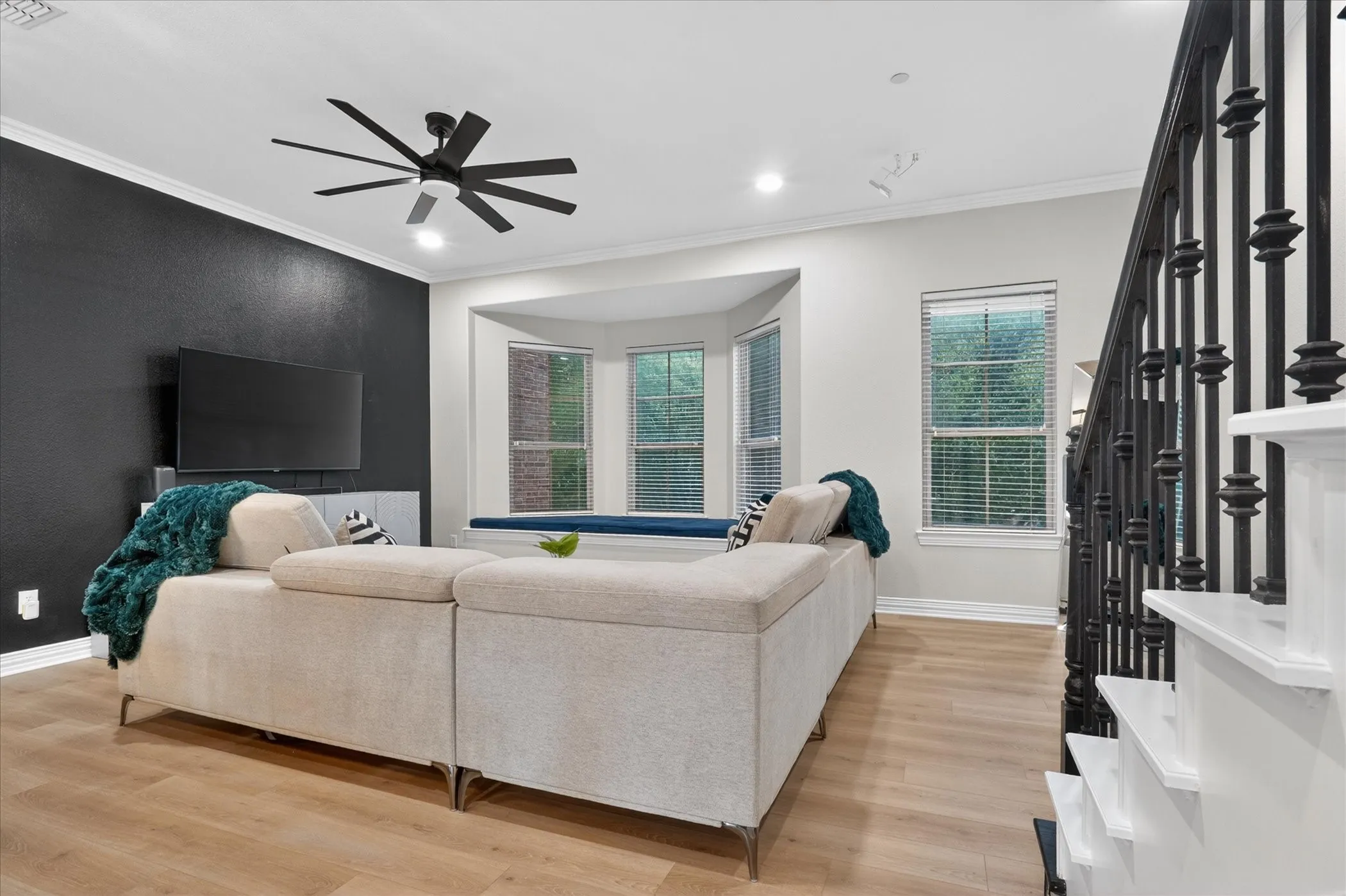 Townhouse For Sale in Collin County , 8233 Short Street, Frisco, Texas 75034, 2 Bedroom, 3 Bathroom, 2 Garage spaces, 1,957 Sqft, built in 2008, mls#21347622, Real Estate Agent in Frisco, Homes For Sale in Collin county, Homes For Sale in Frisco, Realtor in Frisco Texas, Real Estate Brokerage Independent Realty Texas, Luminita Cordes Realtor