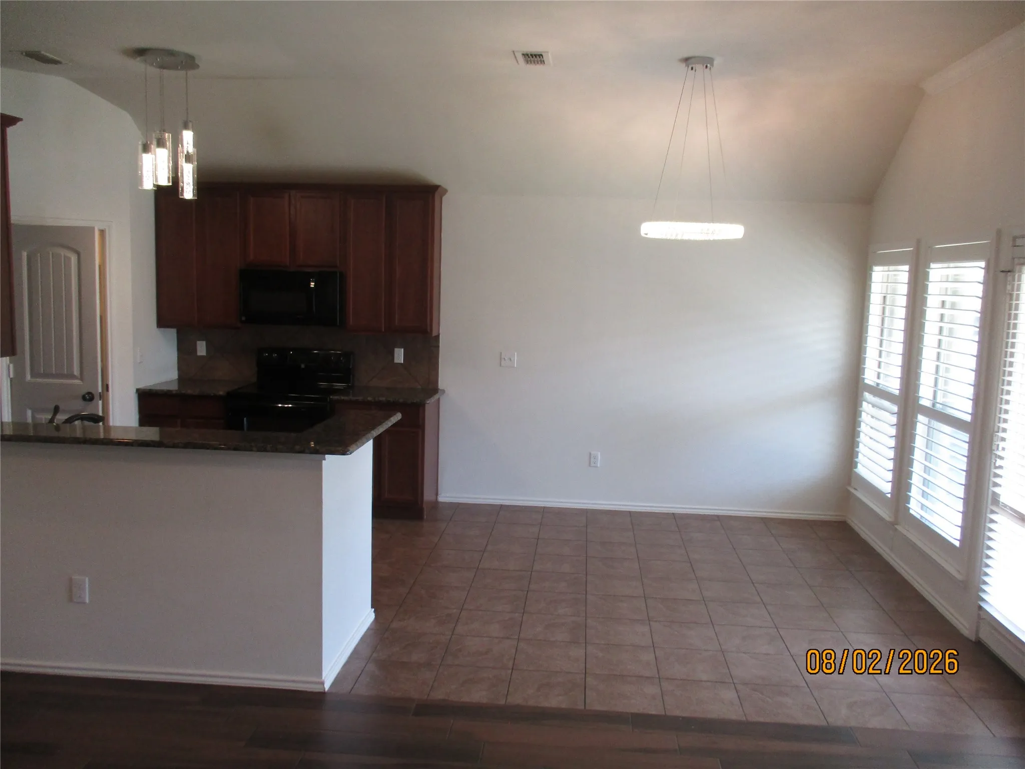Single Family Residence For Rent in Rockwall County , 3183 Market Center Drive, Rockwall, Texas 75032, 4 Bedroom, 2 Bathroom, 2 Garage spaces, 1,950 Sqft, built in 2014, mls#21348418, Real Estate Agent in Rockwall, Homes For Rent in Rockwall county, Homes For Rent in Rockwall, Realtor in Rockwall Texas, Real Estate Brokerage Independent Realty Texas, Luminita Cordes Realtor