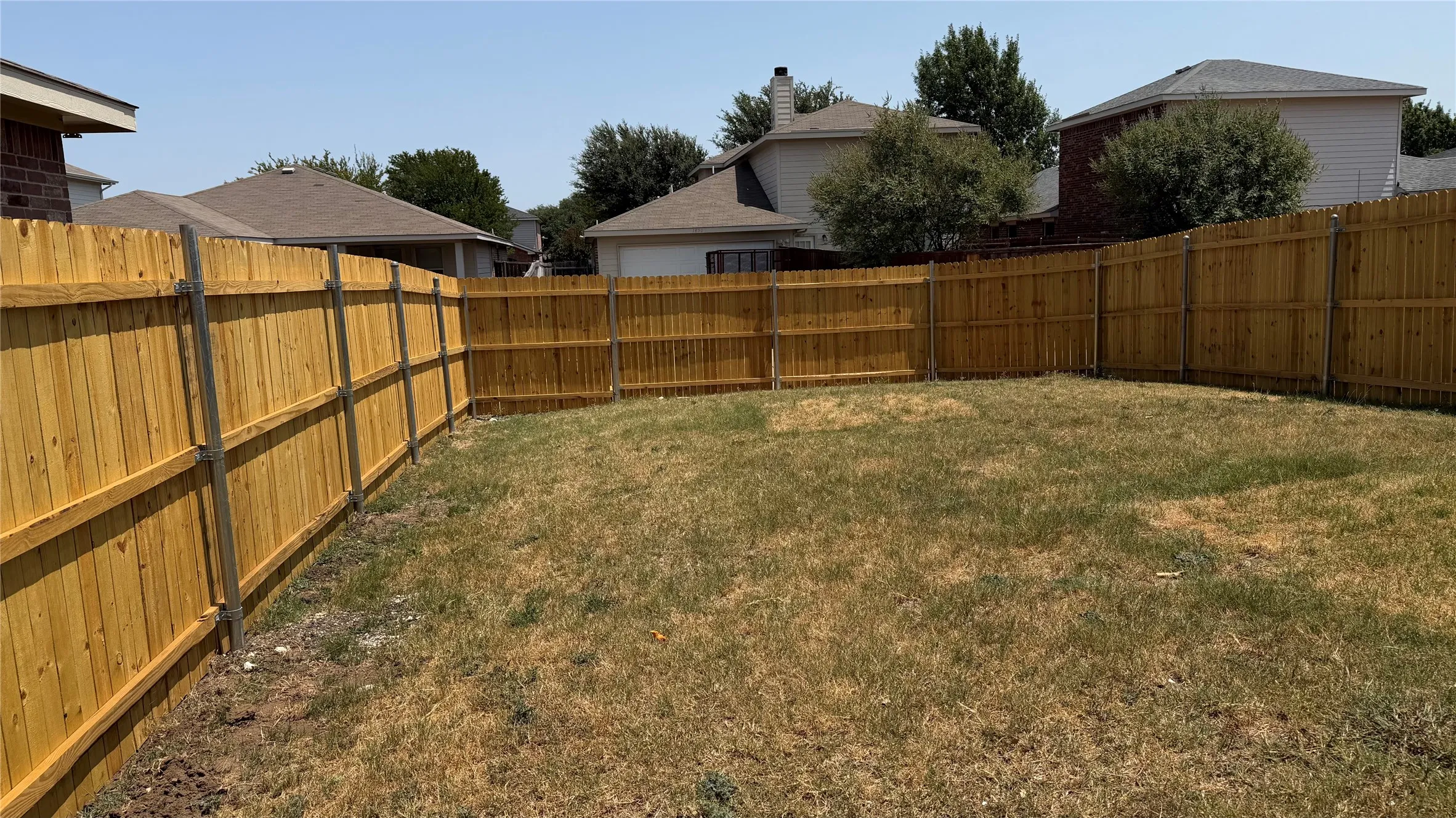 Single Family Residence For Sale in Dallas County , 1857 Sierra Trail, Lancaster, Texas 75146, 3 Bedroom, 3 Bathroom, 2 Garage spaces, 2,194 Sqft, built in 2006, mls#21348395, Real Estate Agent in Lancaster, Homes For Sale in Dallas county, Homes For Sale in Lancaster, Realtor in Lancaster Texas, Real Estate Brokerage Independent Realty Texas, Luminita Cordes Realtor