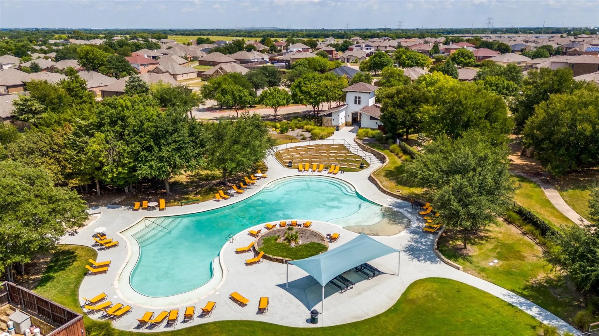 Single Family Residence For Sale in Dallas County , 1857 Sierra Trail, Lancaster, Texas 75146, 3 Bedroom, 3 Bathroom, 2 Garage spaces, 2,194 Sqft, built in 2006, mls#21348395, Real Estate Agent in Lancaster, Homes For Sale in Dallas county, Homes For Sale in Lancaster, Realtor in Lancaster Texas, Real Estate Brokerage Independent Realty Texas, Luminita Cordes Realtor