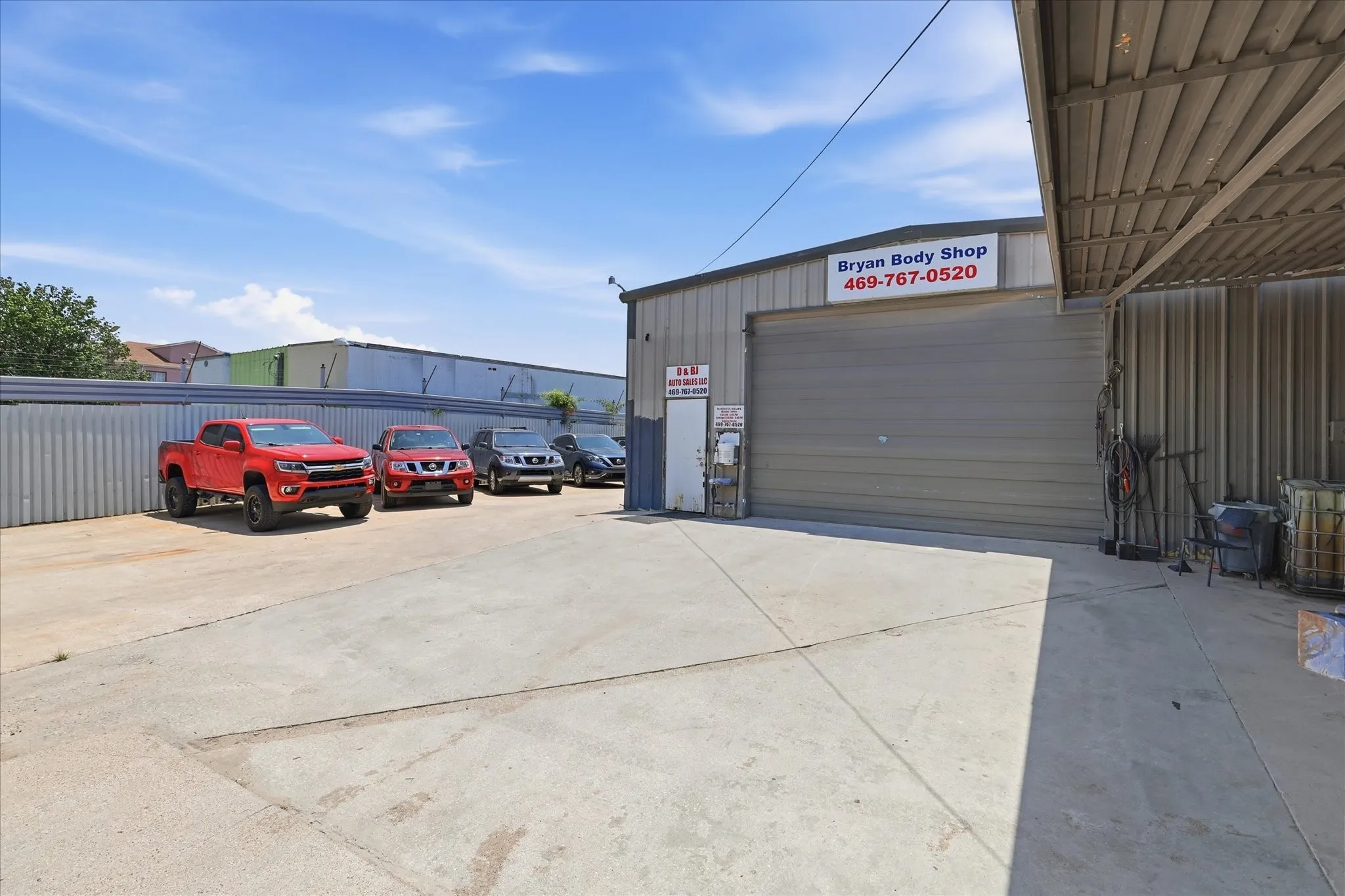 Industrial For Sale in Dallas County , 2136 California Crossing Road, Dallas, Texas 75220, 0, 0, Garage spaces, 0 Sqft, built in 1980, Price $599,000, mls#21348425, Real Estate Agent in Dallas, Homes For Sale in Dallas county, Homes For Sale in Dallas, Realtor in Dallas Texas, Real Estate Brokerage Independent Realty Texas, Luminita Cordes Realtor