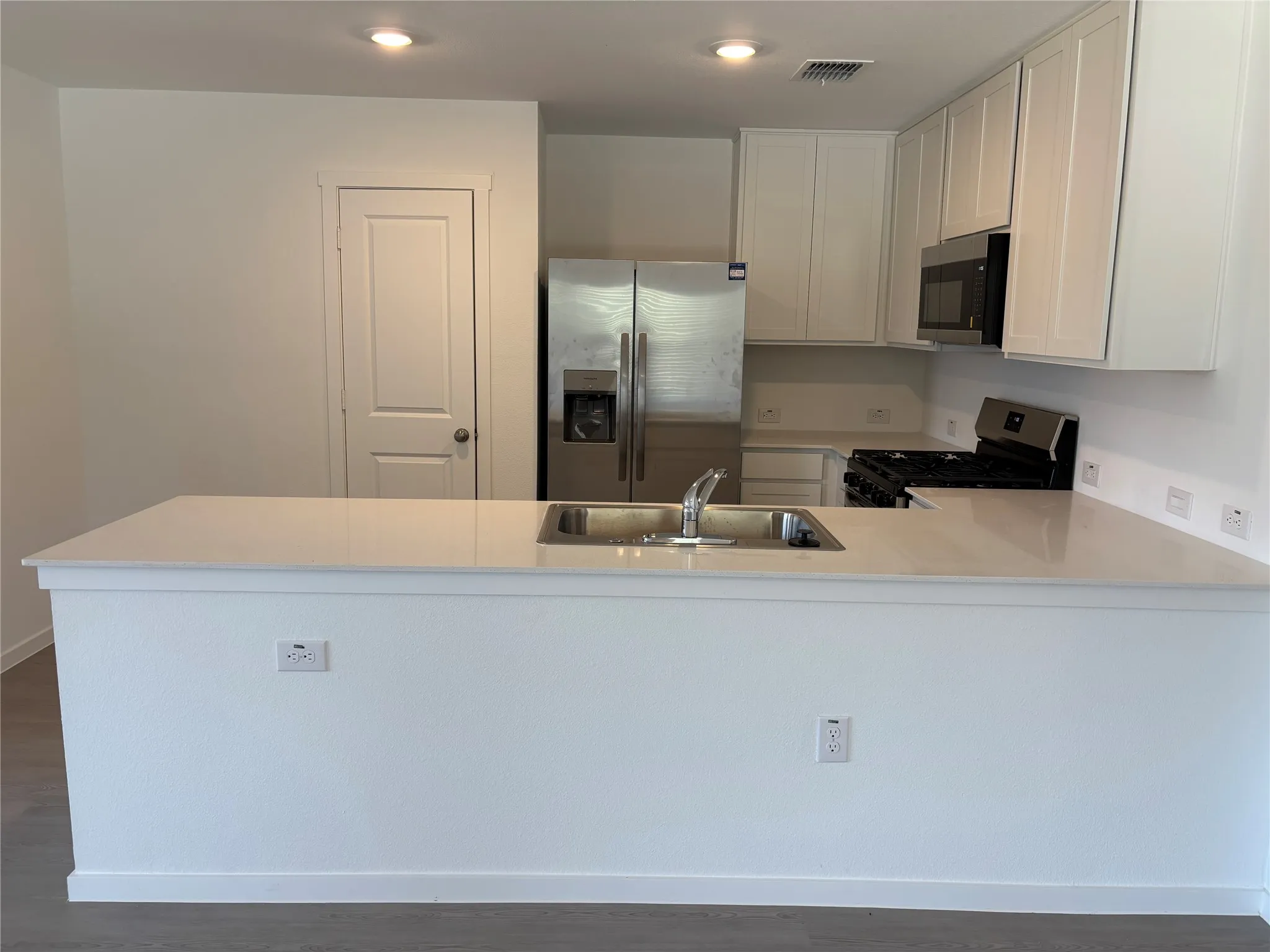 Single Family Residence For Rent in Denton County , 1948 Ventasso Boulevard, Providence Village, Texas 76227, 4 Bedroom, 2 Bathroom, 2 Garage spaces, 1,676 Sqft, built in 2026, mls#21348429, Real Estate Agent in Providence Village, Homes For Rent in Denton county, Homes For Rent in Providence Village, Realtor in Providence Village Texas, Real Estate Brokerage Independent Realty Texas, Luminita Cordes Realtor