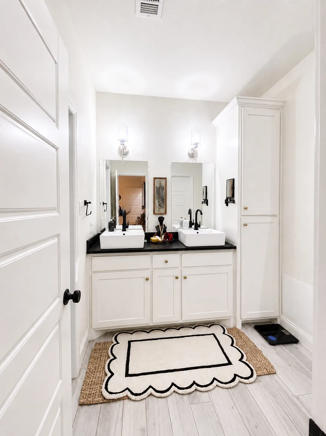 Single Family Residence For Sale in Hood County , 2421 Creek Drive, Granbury, Texas 76048, 3 Bedroom, 2 Bathroom, 2 Garage spaces, 1,598 Sqft, built in 2019, mls#21348403, Real Estate Agent in Granbury, Homes For Sale in Hood county, Homes For Sale in Granbury, Realtor in Granbury Texas, Real Estate Brokerage Independent Realty Texas, Luminita Cordes Realtor