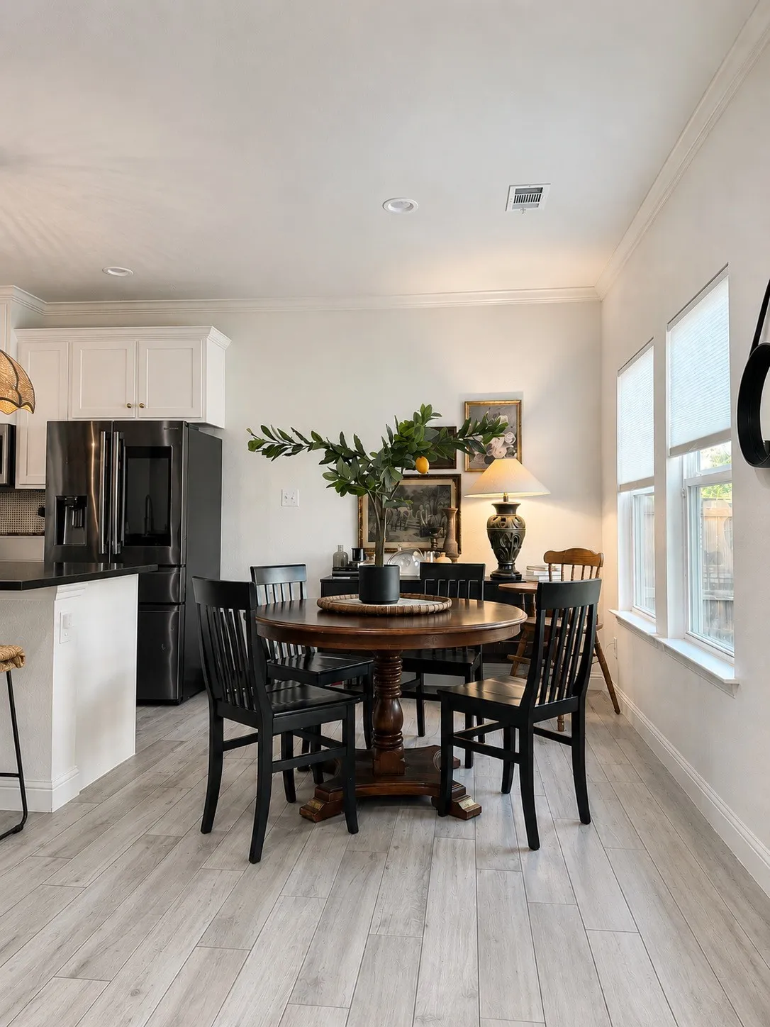Single Family Residence For Sale in Hood County , 2421 Creek Drive, Granbury, Texas 76048, 3 Bedroom, 2 Bathroom, 2 Garage spaces, 1,598 Sqft, built in 2019, mls#21348403, Real Estate Agent in Granbury, Homes For Sale in Hood county, Homes For Sale in Granbury, Realtor in Granbury Texas, Real Estate Brokerage Independent Realty Texas, Luminita Cordes Realtor