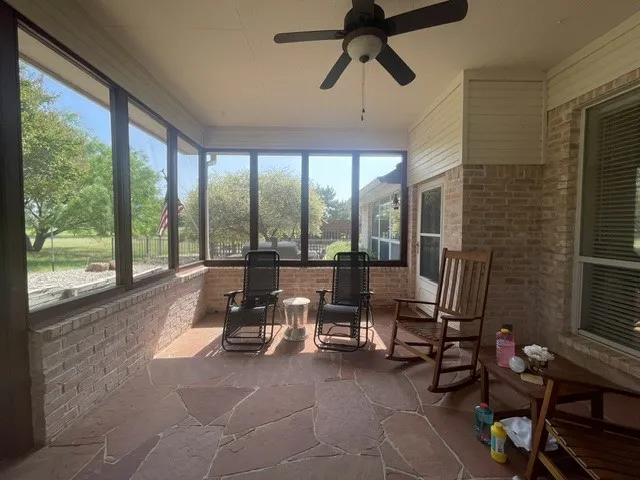 Single Family Residence For Rent in Tarrant County , 558 Timber Ridge Drive, Trophy Club, Texas 76262, 4 Bedrooms, 3 Bathrooms, 2 Garage spaces, 2,723 Sqft, built in 1995, Price $3,600, mls#21348431, Real Estate Agent in Trophy Club, Homes For Rent in Tarrant county, Homes For Rent in Trophy Club, Realtor in Trophy Club Texas, Real Estate Brokerage Independent Realty Texas, Luminita Cordes Realtor