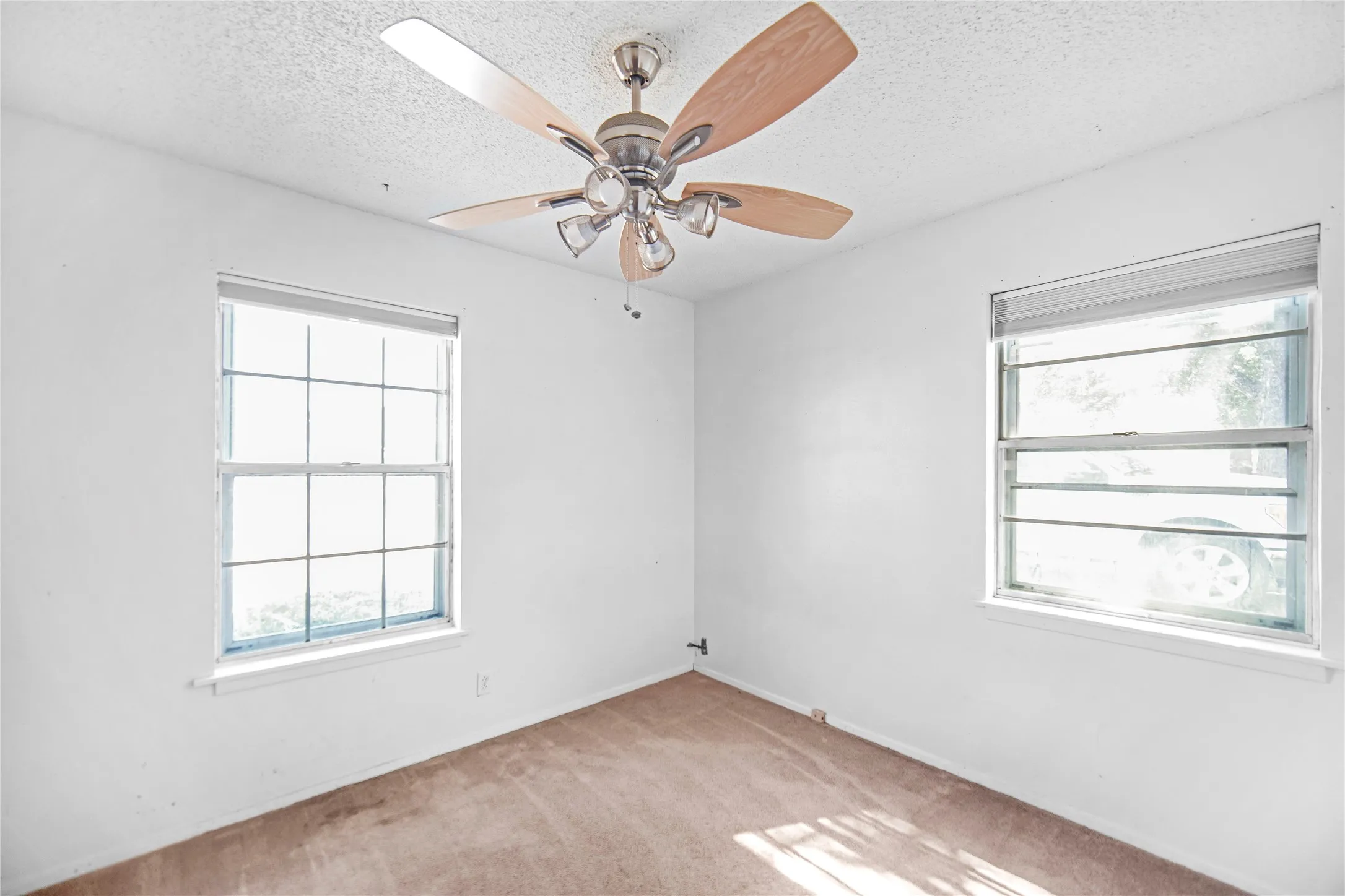 Single Family Residence For Sale in Jack County , 1715 Timberlane Street, Jacksboro, Texas 76458, 3 Bedroom, 2 Bathroom, 2 Garage spaces, 1,796 Sqft, built in 1975, mls#21347929, Real Estate Agent in Jacksboro, Homes For Sale in Jack county, Homes For Sale in Jacksboro, Realtor in Jacksboro Texas, Real Estate Brokerage Independent Realty Texas, Luminita Cordes Realtor