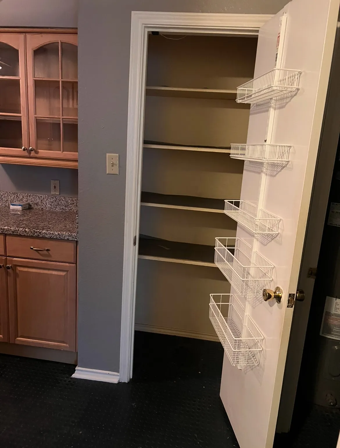 Townhouse For Sale in Tarrant County , 2123 Mistletoe Avenue B, Fort Worth, Texas 76110, 2 Bedroom, 2 Bathroom, Garage spaces, 1,242 Sqft, built in 1983, mls#21347506, Real Estate Agent in Fort Worth, Homes For Sale in Tarrant county, Homes For Sale in Fort Worth, Realtor in Fort Worth Texas, Real Estate Brokerage Independent Realty Texas, Luminita Cordes Realtor