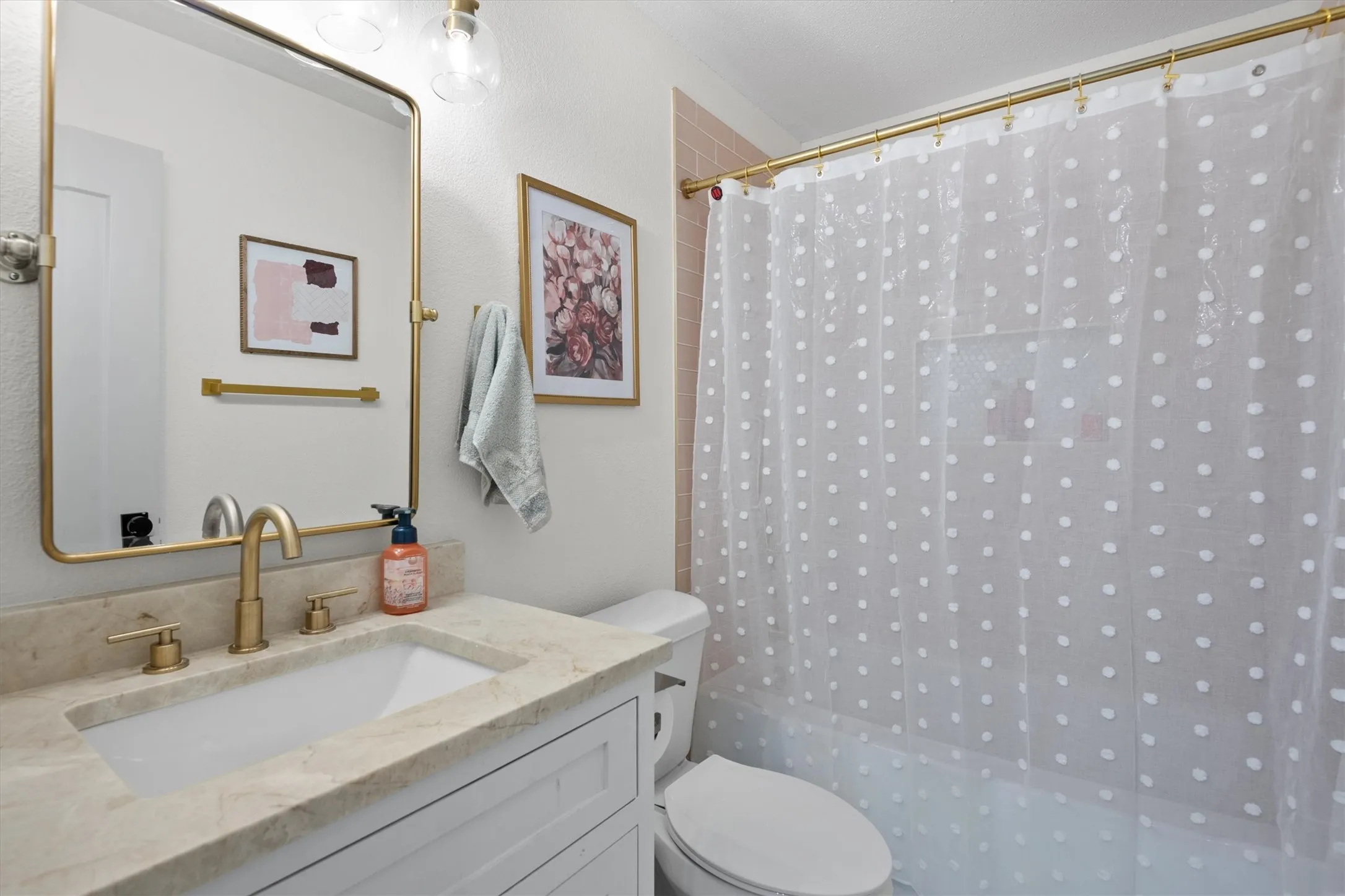 Single Family Residence For Sale in Tarrant County , 9720 Manassas Road, Fort Worth, Texas 76177, 5 Bedroom, 4 Bathroom, 2 Garage spaces, 3,512 Sqft, built in 2005, mls#21348350, Real Estate Agent in Fort Worth, Homes For Sale in Tarrant county, Homes For Sale in Fort Worth, Realtor in Fort Worth Texas, Real Estate Brokerage Independent Realty Texas, Luminita Cordes Realtor