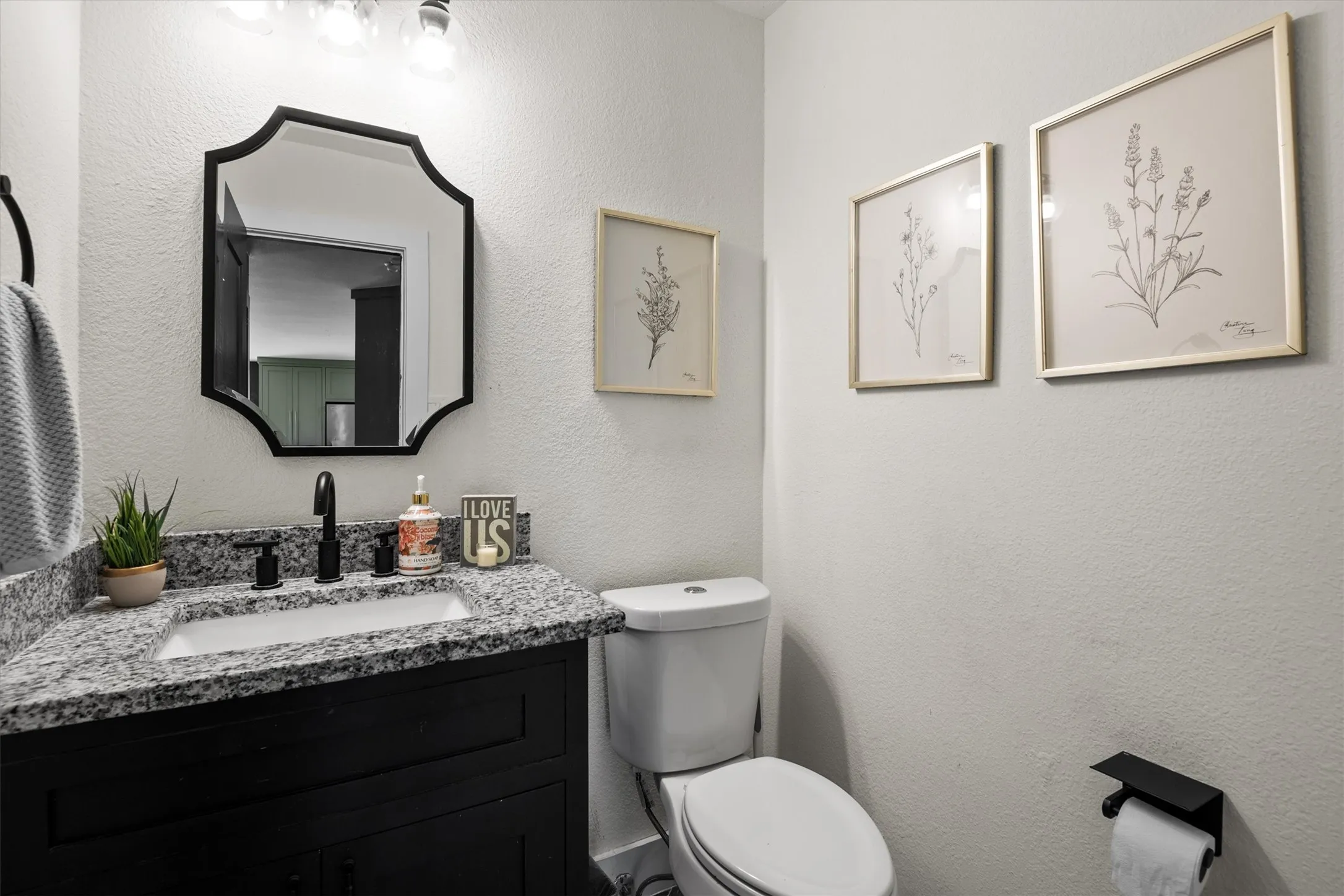 Single Family Residence For Sale in Tarrant County , 9720 Manassas Road, Fort Worth, Texas 76177, 5 Bedroom, 4 Bathroom, 2 Garage spaces, 3,512 Sqft, built in 2005, mls#21348350, Real Estate Agent in Fort Worth, Homes For Sale in Tarrant county, Homes For Sale in Fort Worth, Realtor in Fort Worth Texas, Real Estate Brokerage Independent Realty Texas, Luminita Cordes Realtor
