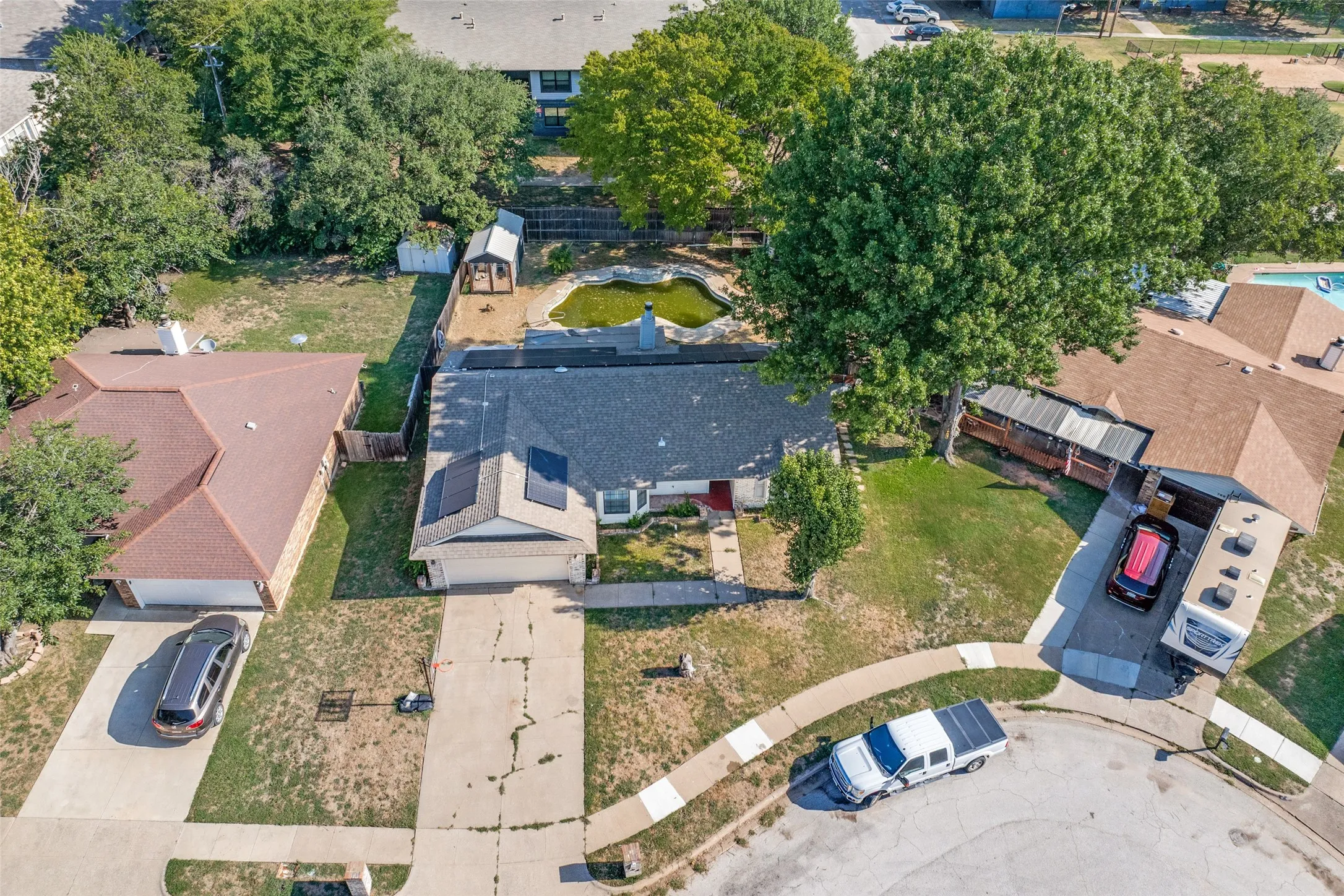 Single Family Residence For Sale in Tarrant County , 704 Short Street, Saginaw, Texas 76179, 3 Bedroom, 2 Bathroom, 2 Garage spaces, 1,432 Sqft, built in 1983, mls#21339031, Real Estate Agent in Saginaw, Homes For Sale in Tarrant county, Homes For Sale in Saginaw, Realtor in Saginaw Texas, Real Estate Brokerage Independent Realty Texas, Luminita Cordes Realtor