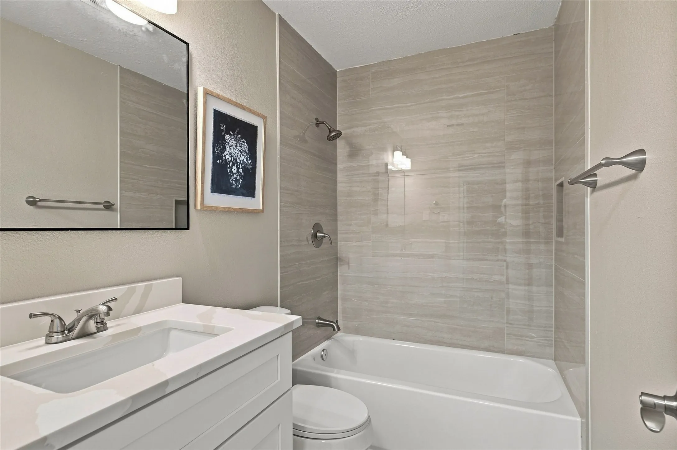 Single Family Residence For Sale in Tarrant County , 720 Thersa Drive, River Oaks, Texas 76114, 3 Bedroom, 2 Bathroom, Garage spaces, 1,788 Sqft, built in 1951, mls#21348461, Real Estate Agent in River Oaks, Homes For Sale in Tarrant county, Homes For Sale in River Oaks, Realtor in River Oaks Texas, Real Estate Brokerage Independent Realty Texas, Luminita Cordes Realtor