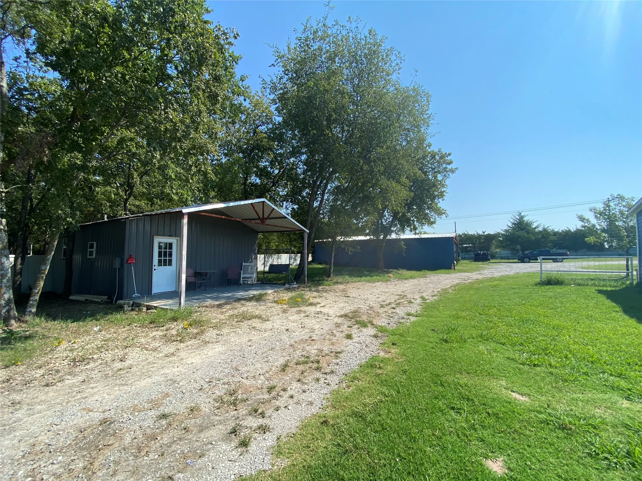 Mobile Home For Sale in Hunt County , 5504 County Road 2648, Royse City, Texas 75189, 4 Bedroom, 2 Bathroom, Garage spaces, 2,432 Sqft, built in 2002, mls#21348467, Real Estate Agent in Royse City, Homes For Sale in Hunt county, Homes For Sale in Royse City, Realtor in Royse City Texas, Real Estate Brokerage Independent Realty Texas, Luminita Cordes Realtor