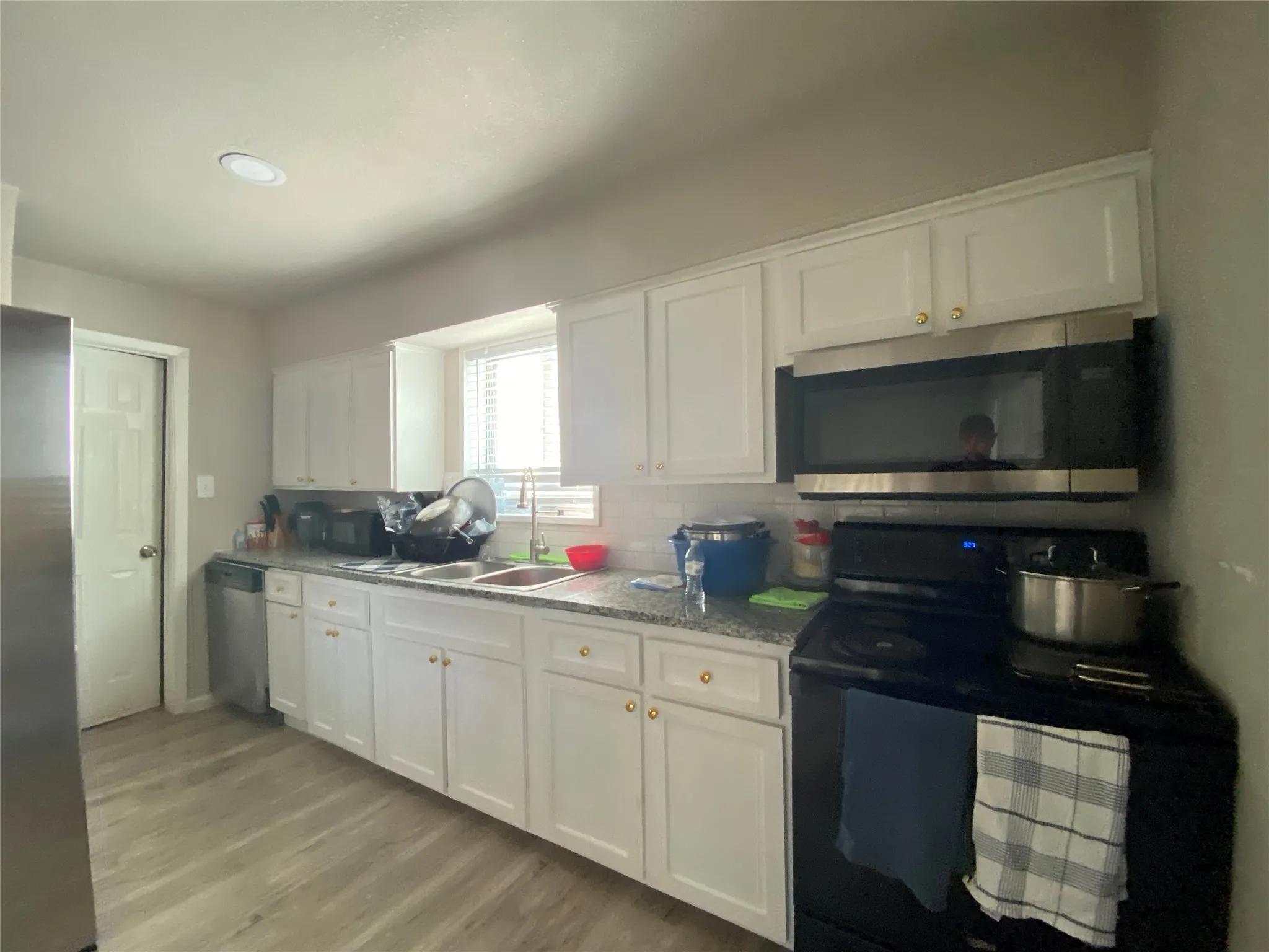 Single Family Residence For Sale in Dallas County , 3429 Moon Drive, Mesquite, Texas 75150, 4 Bedrooms, 2 Bathrooms, Garage spaces, 1,259 Sqft, built in 1958, Price $230,000, mls#21348470, Real Estate Agent in Mesquite, Homes For Sale in Dallas county, Homes For Sale in Mesquite, Realtor in Mesquite Texas, Real Estate Brokerage Independent Realty Texas, Luminita Cordes Realtor