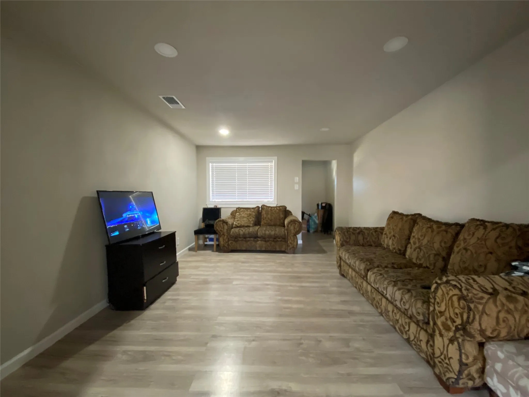 Single Family Residence For Sale in Dallas County , 3429 Moon Drive, Mesquite, Texas 75150, 4 Bedrooms, 2 Bathrooms, Garage spaces, 1,259 Sqft, built in 1958, Price $230,000, mls#21348470, Real Estate Agent in Mesquite, Homes For Sale in Dallas county, Homes For Sale in Mesquite, Realtor in Mesquite Texas, Real Estate Brokerage Independent Realty Texas, Luminita Cordes Realtor
