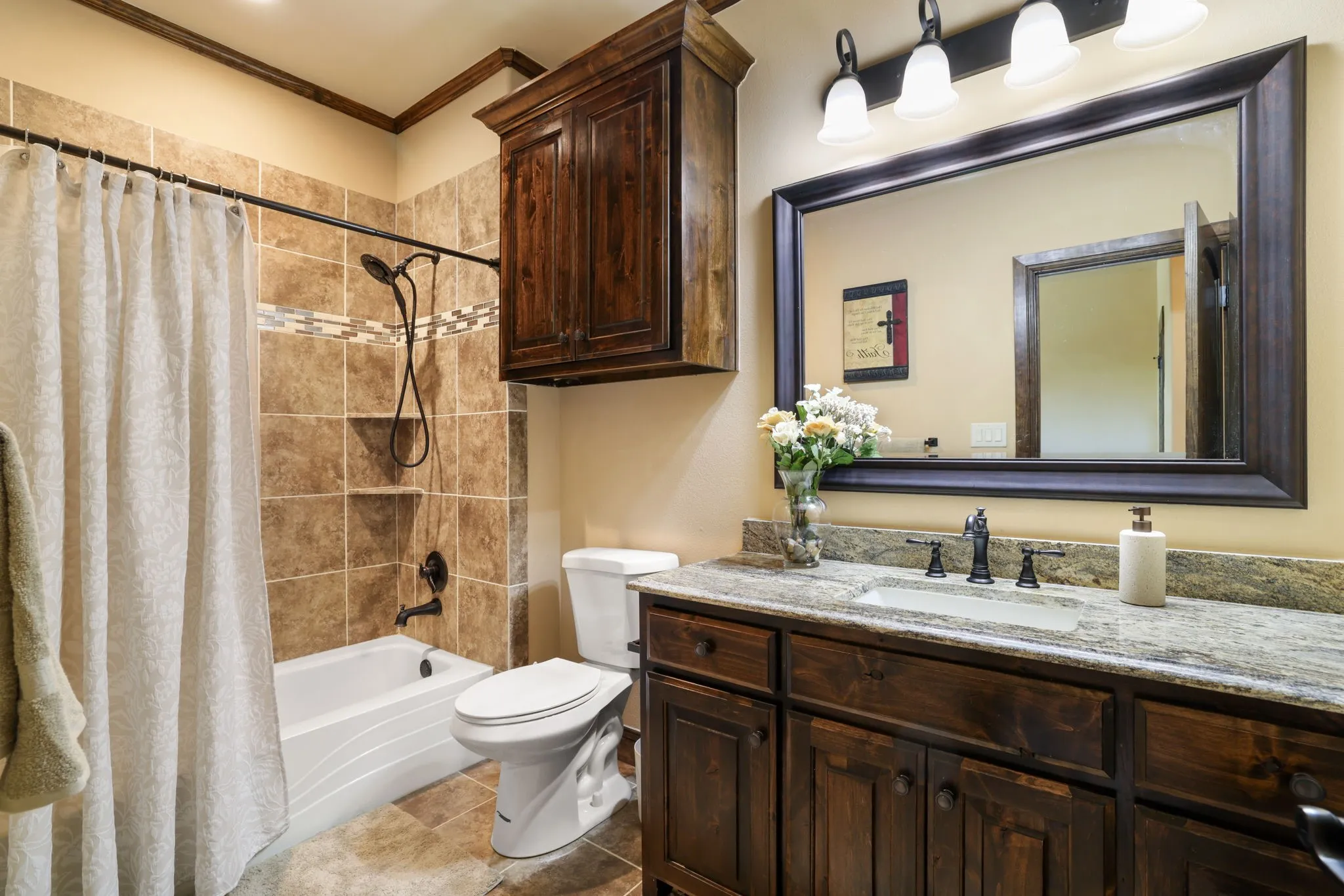 Farm For Sale in Grayson County , 204 Tate Circle, Sherman, Texas 75090, 4 Bedroom, 5 Bathroom, 3 Garage spaces, 4,587 Sqft, built in 2018, mls#21348499, Real Estate Agent in Sherman, Homes For Sale in Grayson county, Homes For Sale in Sherman, Realtor in Sherman Texas, Real Estate Brokerage Independent Realty Texas, Luminita Cordes Realtor