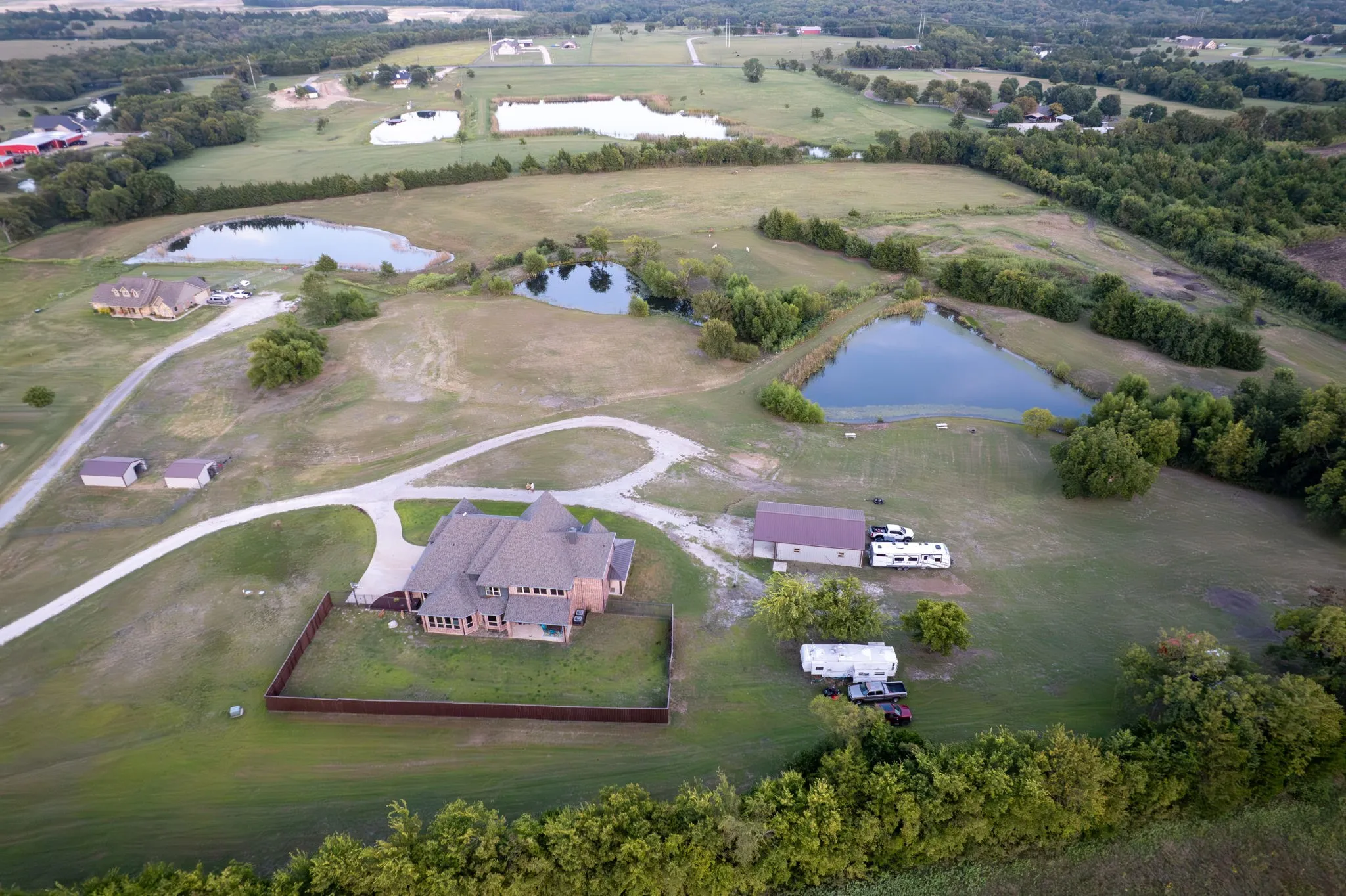 Farm For Sale in Grayson County , 204 Tate Circle, Sherman, Texas 75090, 4 Bedroom, 5 Bathroom, 3 Garage spaces, 4,587 Sqft, built in 2018, mls#21348499, Real Estate Agent in Sherman, Homes For Sale in Grayson county, Homes For Sale in Sherman, Realtor in Sherman Texas, Real Estate Brokerage Independent Realty Texas, Luminita Cordes Realtor