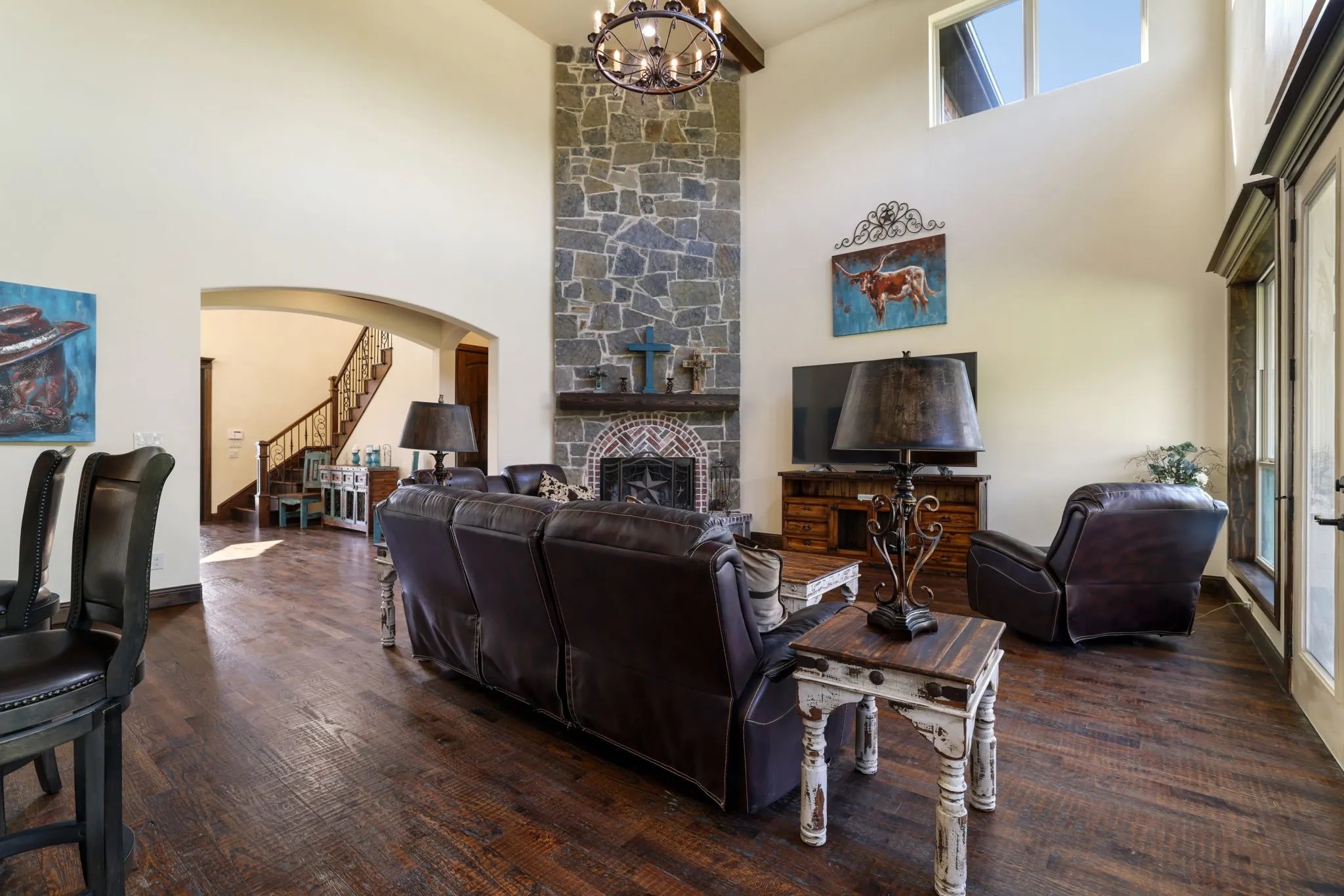 Farm For Sale in Grayson County , 204 Tate Circle, Sherman, Texas 75090, 4 Bedroom, 5 Bathroom, 3 Garage spaces, 4,587 Sqft, built in 2018, mls#21348499, Real Estate Agent in Sherman, Homes For Sale in Grayson county, Homes For Sale in Sherman, Realtor in Sherman Texas, Real Estate Brokerage Independent Realty Texas, Luminita Cordes Realtor