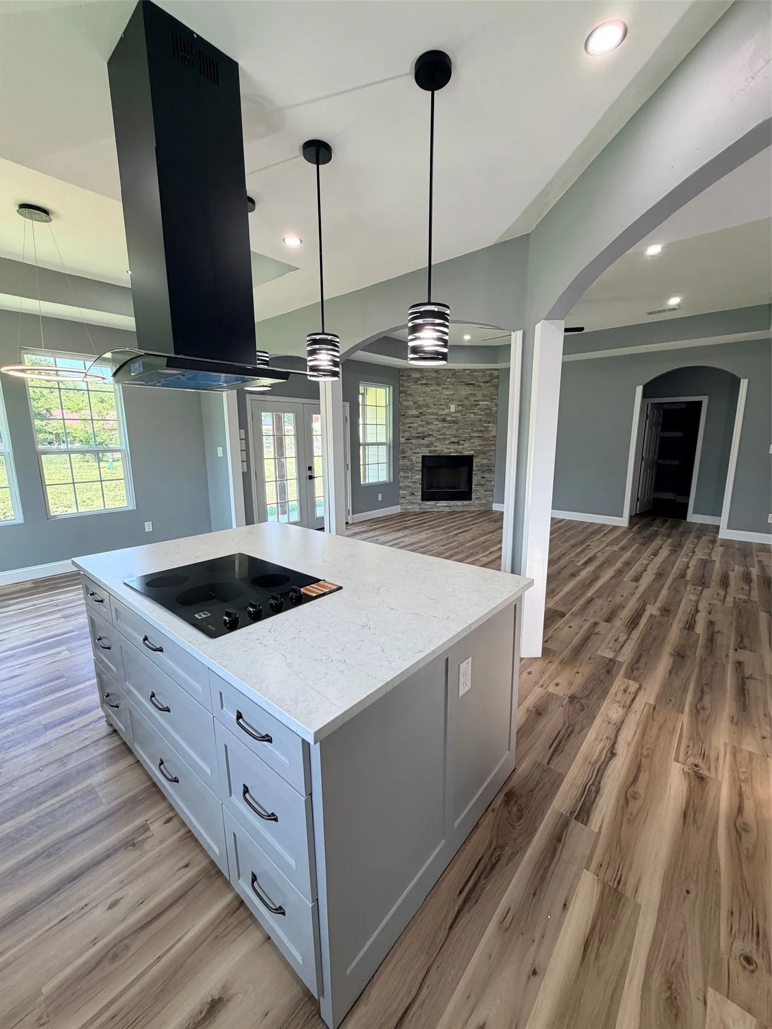 Single Family Residence For Sale in Fannin County , 302 E Travis Street, Leonard, Texas 75452, 3 Bedroom, 3 Bathroom, 2 Garage spaces, 1,622 Sqft, built in 2026, Price $323,000, mls#21348497, Real Estate Agent in Leonard, Homes For Sale in Fannin county, Homes For Sale in Leonard, Realtor in Leonard Texas, Real Estate Brokerage Independent Realty Texas, Luminita Cordes Realtor