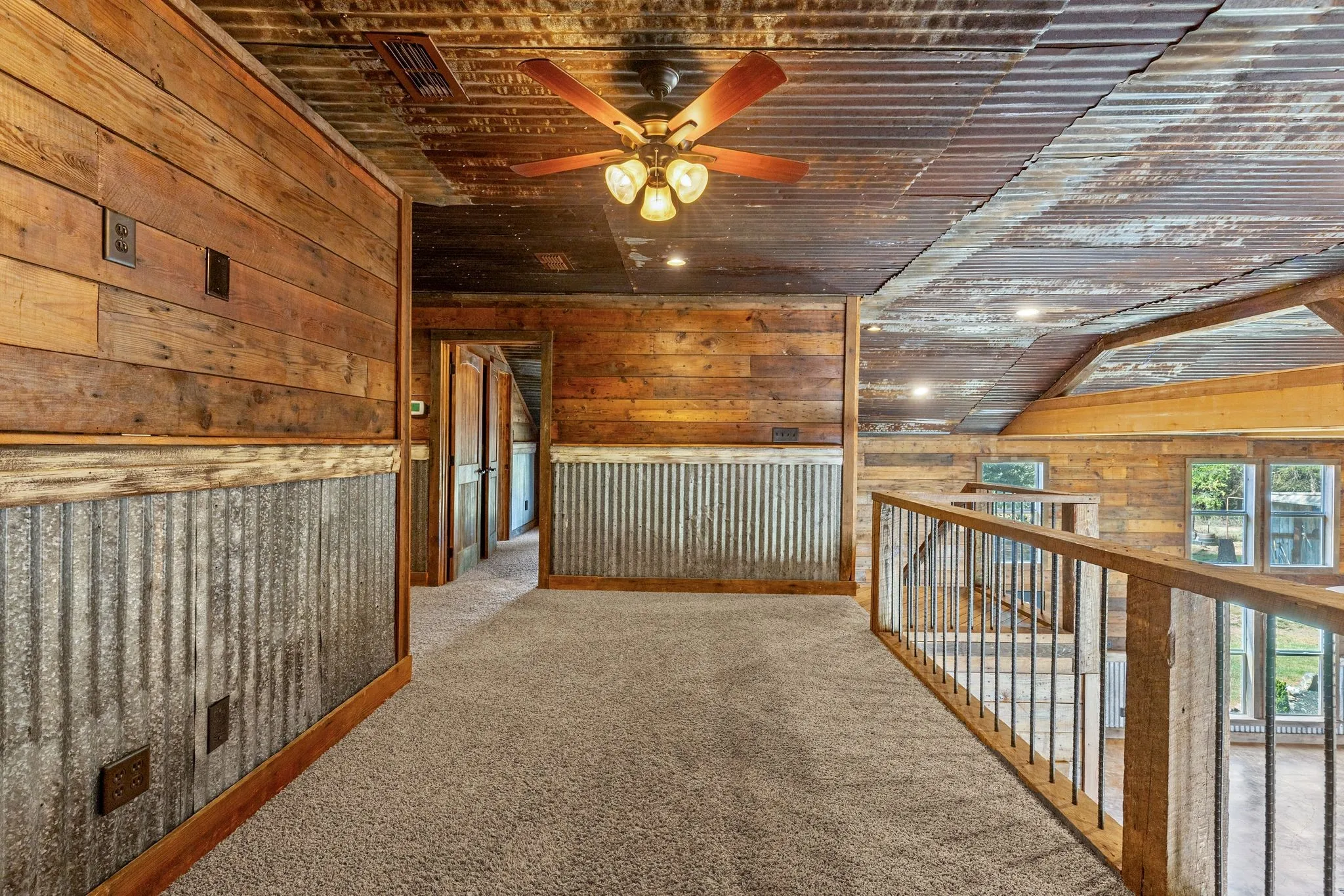 Farm For Sale in Hopkins County , 2631 County Road 2400, Pickton, Texas 75471, 4 Bedrooms, 3 Bathrooms, Garage spaces, 2,816 Sqft, built in 2014, Price $549,900, mls#21332989, Real Estate Agent in Pickton, Homes For Sale in Hopkins county, Homes For Sale in Pickton, Realtor in Pickton Texas, Real Estate Brokerage Independent Realty Texas, Luminita Cordes Realtor