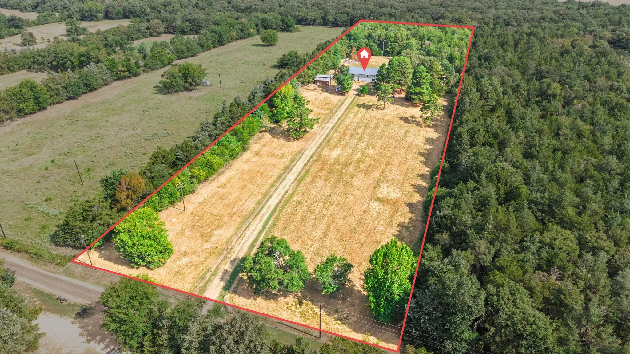 Farm For Sale in Hopkins County , 2631 County Road 2400, Pickton, Texas 75471, 4 Bedrooms, 3 Bathrooms, Garage spaces, 2,816 Sqft, built in 2014, Price $549,900, mls#21332989, Real Estate Agent in Pickton, Homes For Sale in Hopkins county, Homes For Sale in Pickton, Realtor in Pickton Texas, Real Estate Brokerage Independent Realty Texas, Luminita Cordes Realtor