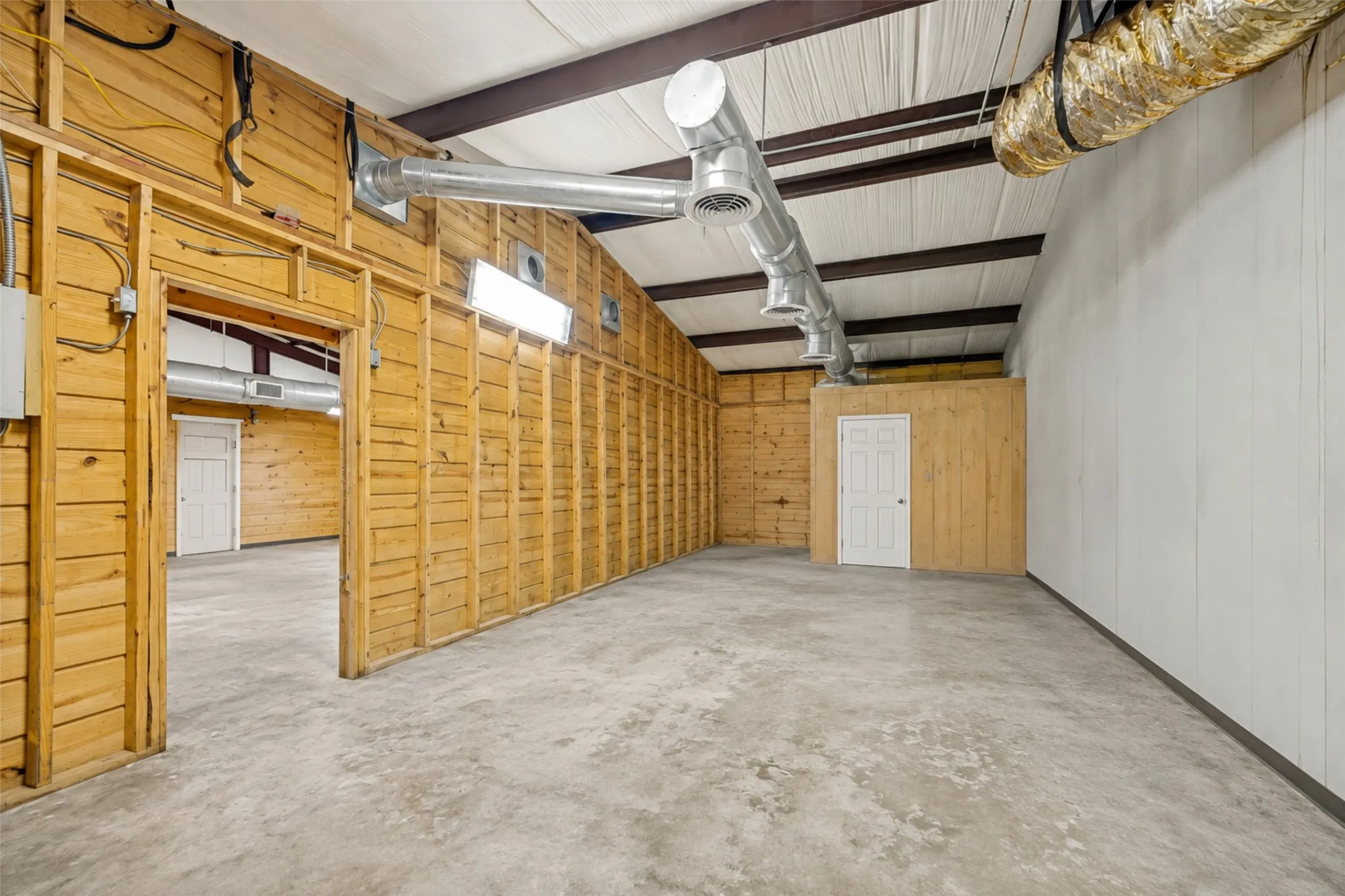 15X40 room behind the main meeting room.