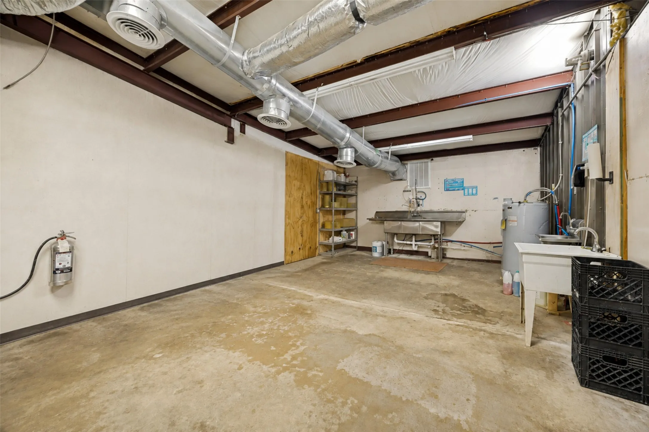 12x19 Storage room