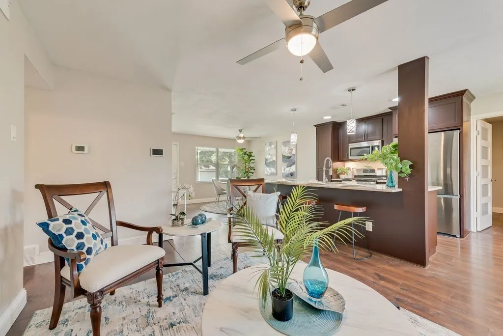 Single Family Residence For Sale in Dallas County , 438 Salem Drive, Richardson, Texas 75080, 3 Bedroom, 2 Bathroom, 1 Garage spaces, 1,186 Sqft, built in 1961, mls#21346690, Real Estate Agent in Richardson, Homes For Sale in Dallas county, Homes For Sale in Richardson, Realtor in Richardson Texas, Real Estate Brokerage Independent Realty Texas, Luminita Cordes Realtor