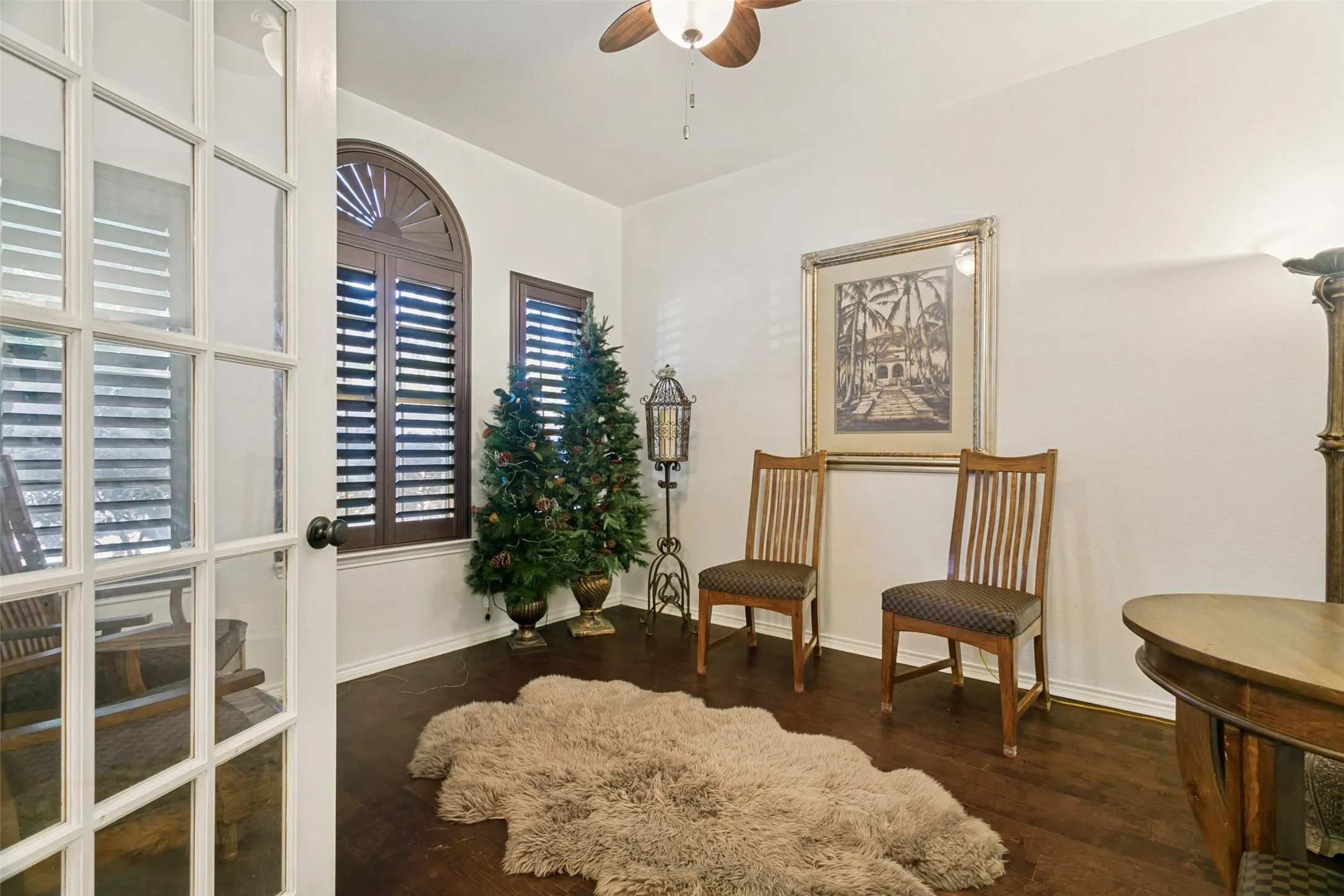 Single Family Residence For Sale in Tarrant County , 1065 Harriman Drive, Saginaw, Texas 76131, 4 Bedroom, 2 Bathroom, 2 Garage spaces, 2,373 Sqft, built in 1998, mls#21340168, Real Estate Agent in Saginaw, Homes For Sale in Tarrant county, Homes For Sale in Saginaw, Realtor in Saginaw Texas, Real Estate Brokerage Independent Realty Texas, Luminita Cordes Realtor