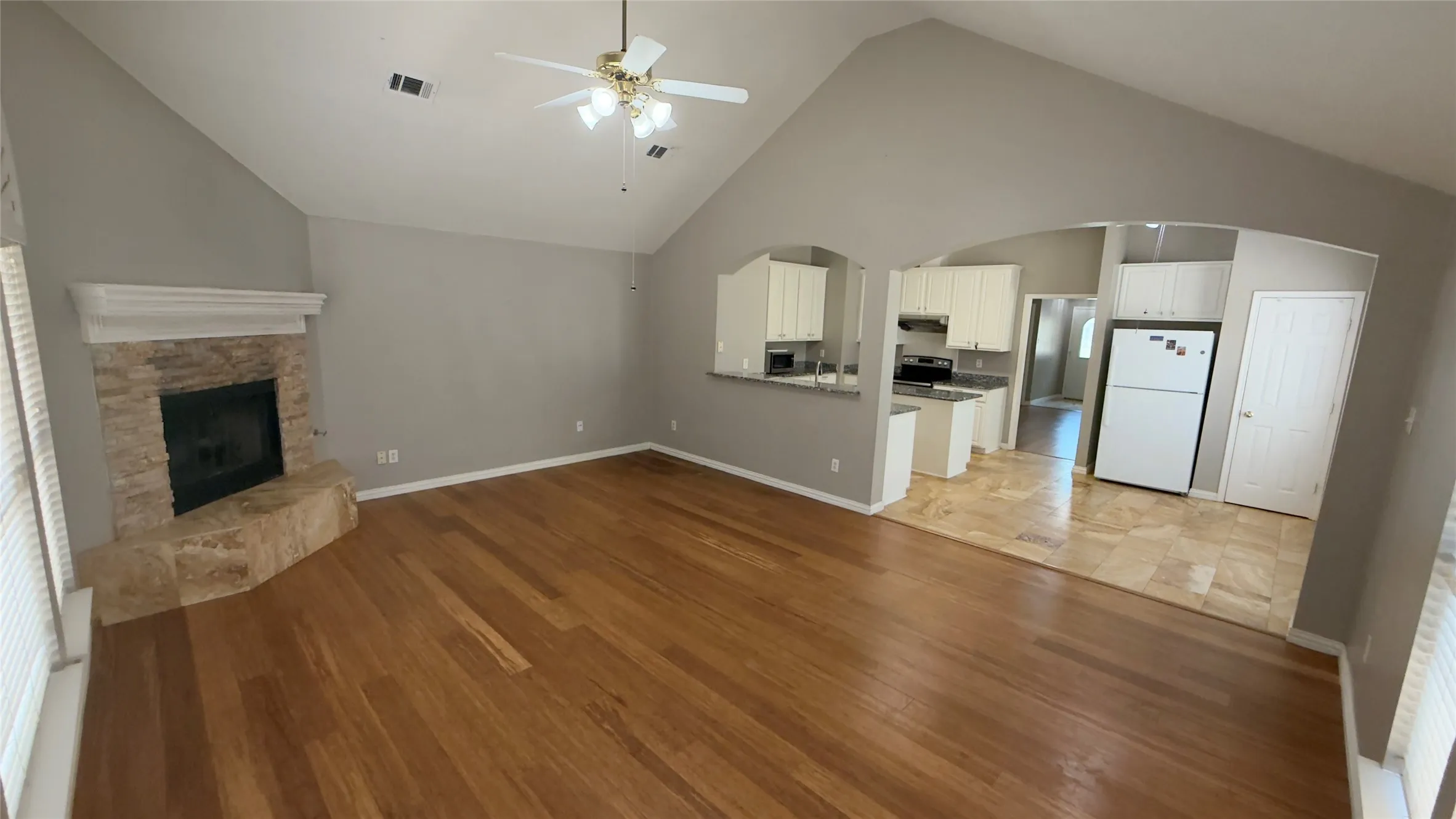 Single Family Residence For Rent in Dallas County , 2301 Stratford Drive, Mesquite, Texas 75150, 4 Bedroom, 2 Bathroom, 2 Garage spaces, 1,756 Sqft, built in 2000, mls#21348539, Real Estate Agent in Mesquite, Homes For Rent in Dallas county, Homes For Rent in Mesquite, Realtor in Mesquite Texas, Real Estate Brokerage Independent Realty Texas, Luminita Cordes Realtor