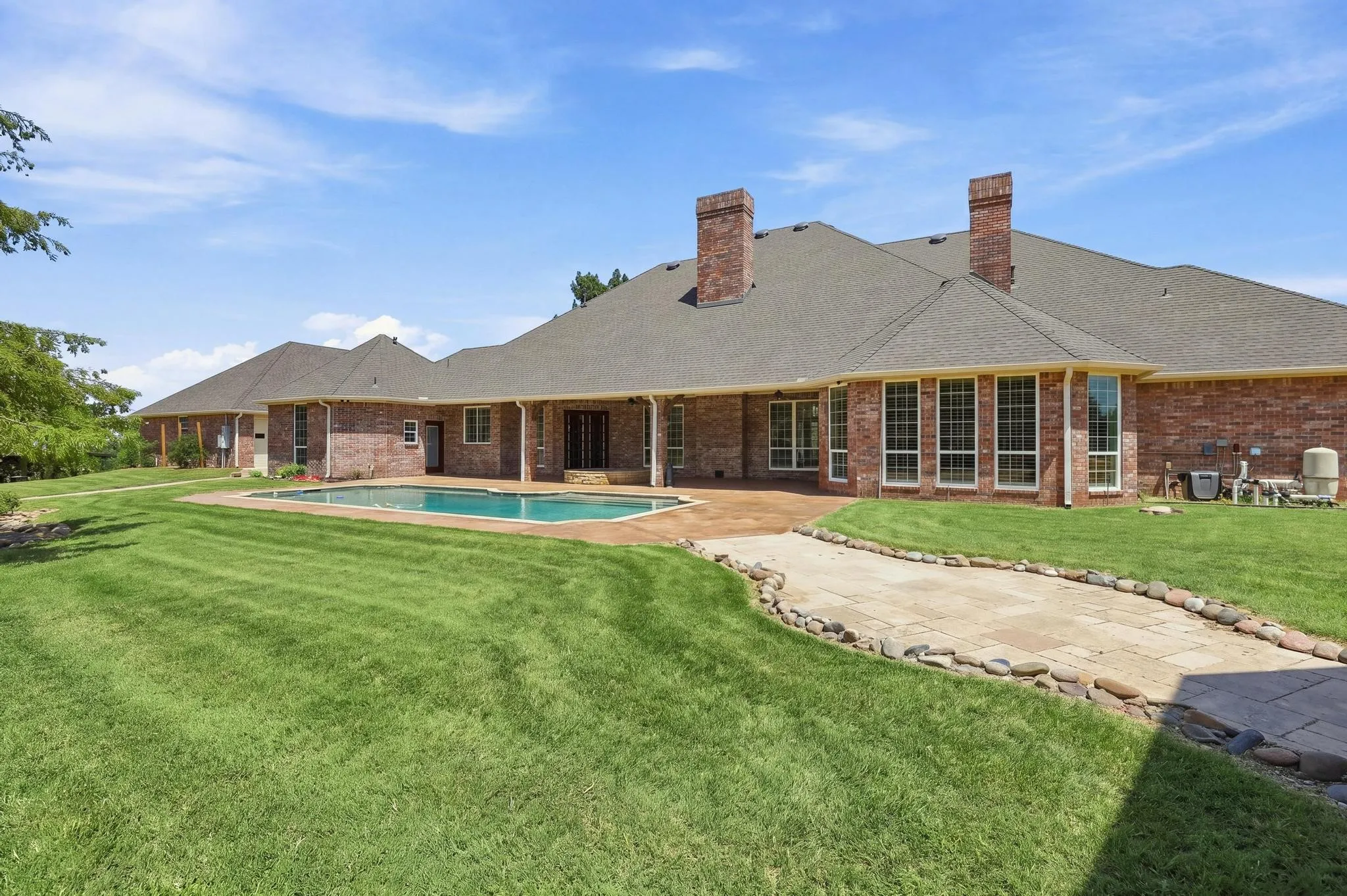 Single Family Residence For Sale in Denton County , 8295 Mountain View Road, Aubrey, Texas 76227, 5 Bedroom, 5 Bathroom, 5 Garage spaces, 5,544 Sqft, built in 1994, mls#21347205, Real Estate Agent in Aubrey, Homes For Sale in Denton county, Homes For Sale in Aubrey, Realtor in Aubrey Texas, Real Estate Brokerage Independent Realty Texas, Luminita Cordes Realtor