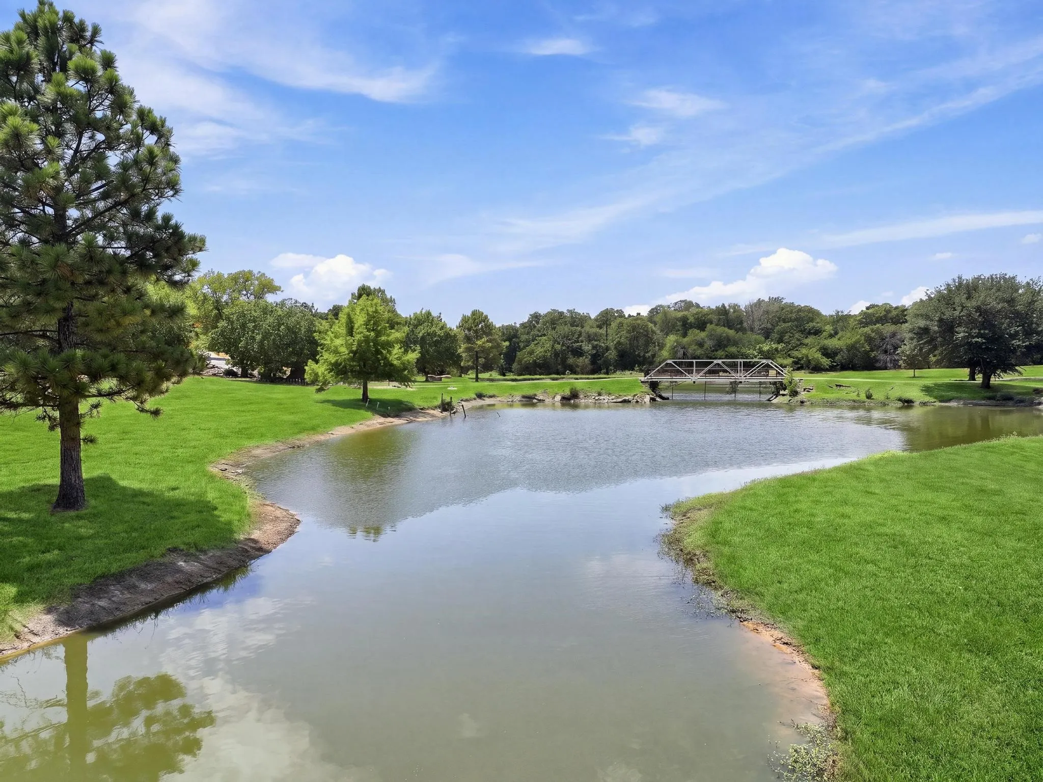 Single Family Residence For Sale in Denton County , 8295 Mountain View Road, Aubrey, Texas 76227, 5 Bedroom, 5 Bathroom, 5 Garage spaces, 5,544 Sqft, built in 1994, mls#21347205, Real Estate Agent in Aubrey, Homes For Sale in Denton county, Homes For Sale in Aubrey, Realtor in Aubrey Texas, Real Estate Brokerage Independent Realty Texas, Luminita Cordes Realtor