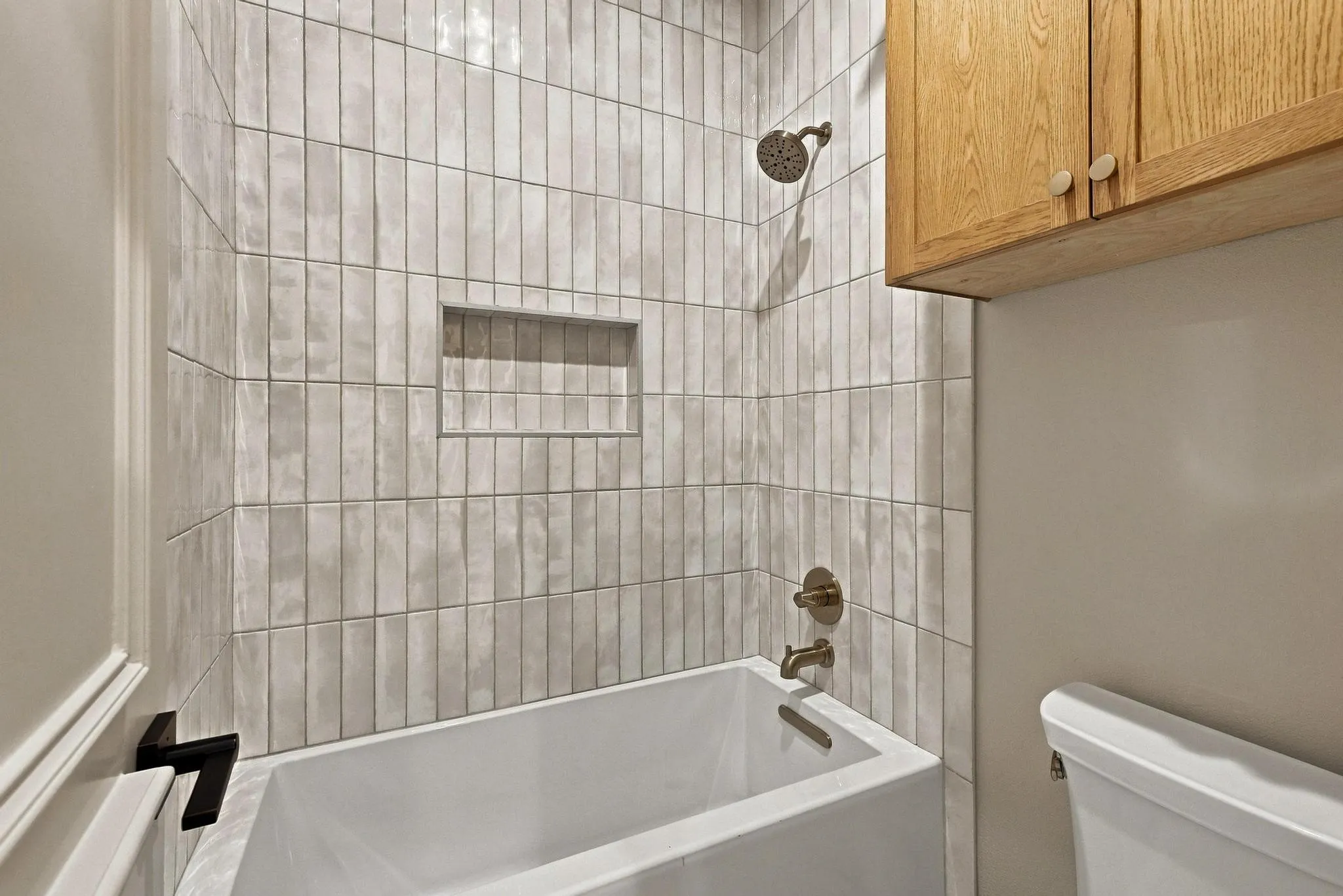 Single Family Residence For Sale in Denton County , 8295 Mountain View Road, Aubrey, Texas 76227, 5 Bedroom, 5 Bathroom, 5 Garage spaces, 5,544 Sqft, built in 1994, mls#21347205, Real Estate Agent in Aubrey, Homes For Sale in Denton county, Homes For Sale in Aubrey, Realtor in Aubrey Texas, Real Estate Brokerage Independent Realty Texas, Luminita Cordes Realtor