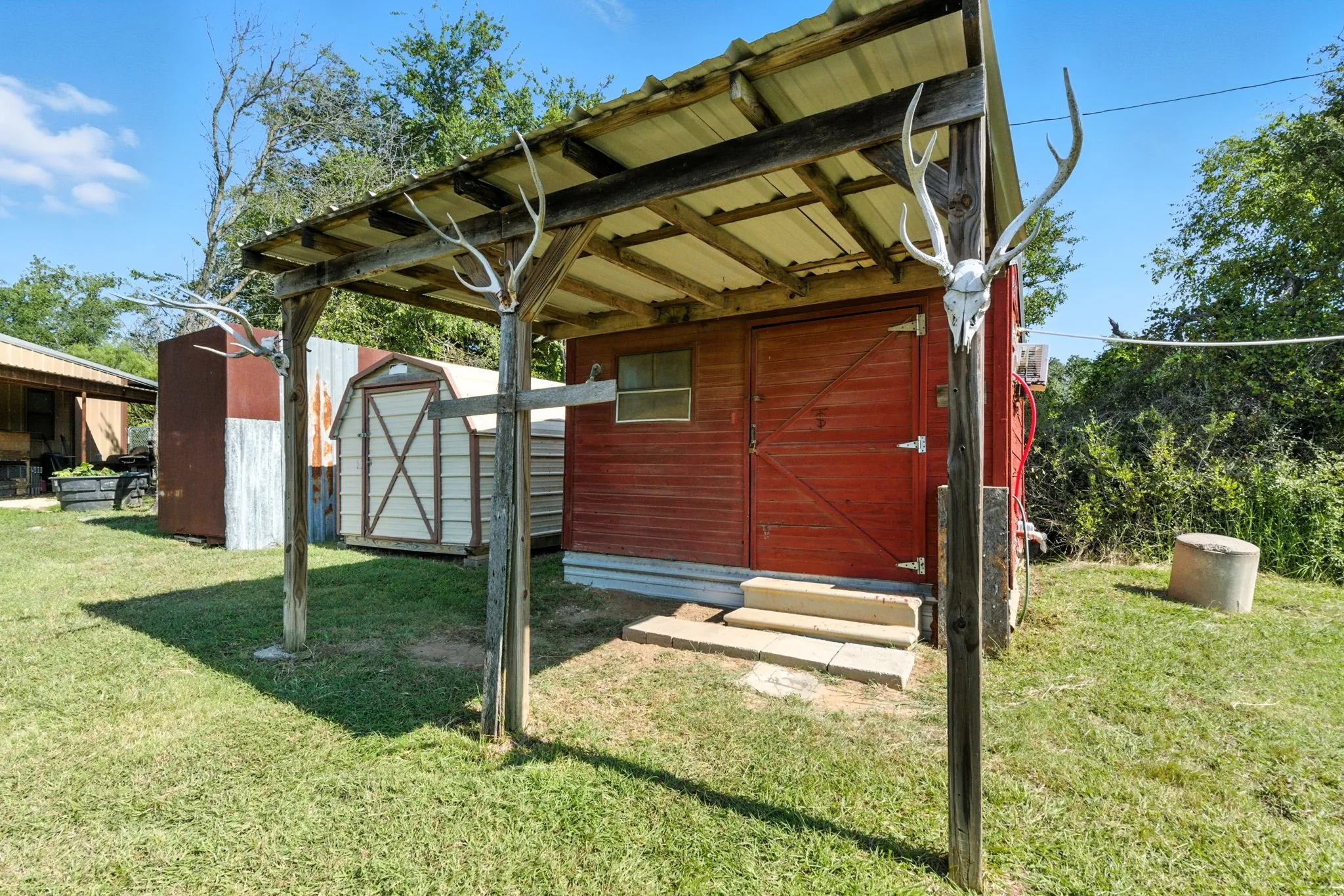 Farm For Sale in Erath County , 5929 County Road 371, Dublin, Texas 76446, 3 Bedroom, 2 Bathroom, Garage spaces, 1,235 Sqft, built in 1990, Price $499,000, mls#21348167, Real Estate Agent in Dublin, Homes For Sale in Erath county, Homes For Sale in Dublin, Realtor in Dublin Texas, Real Estate Brokerage Independent Realty Texas, Luminita Cordes Realtor