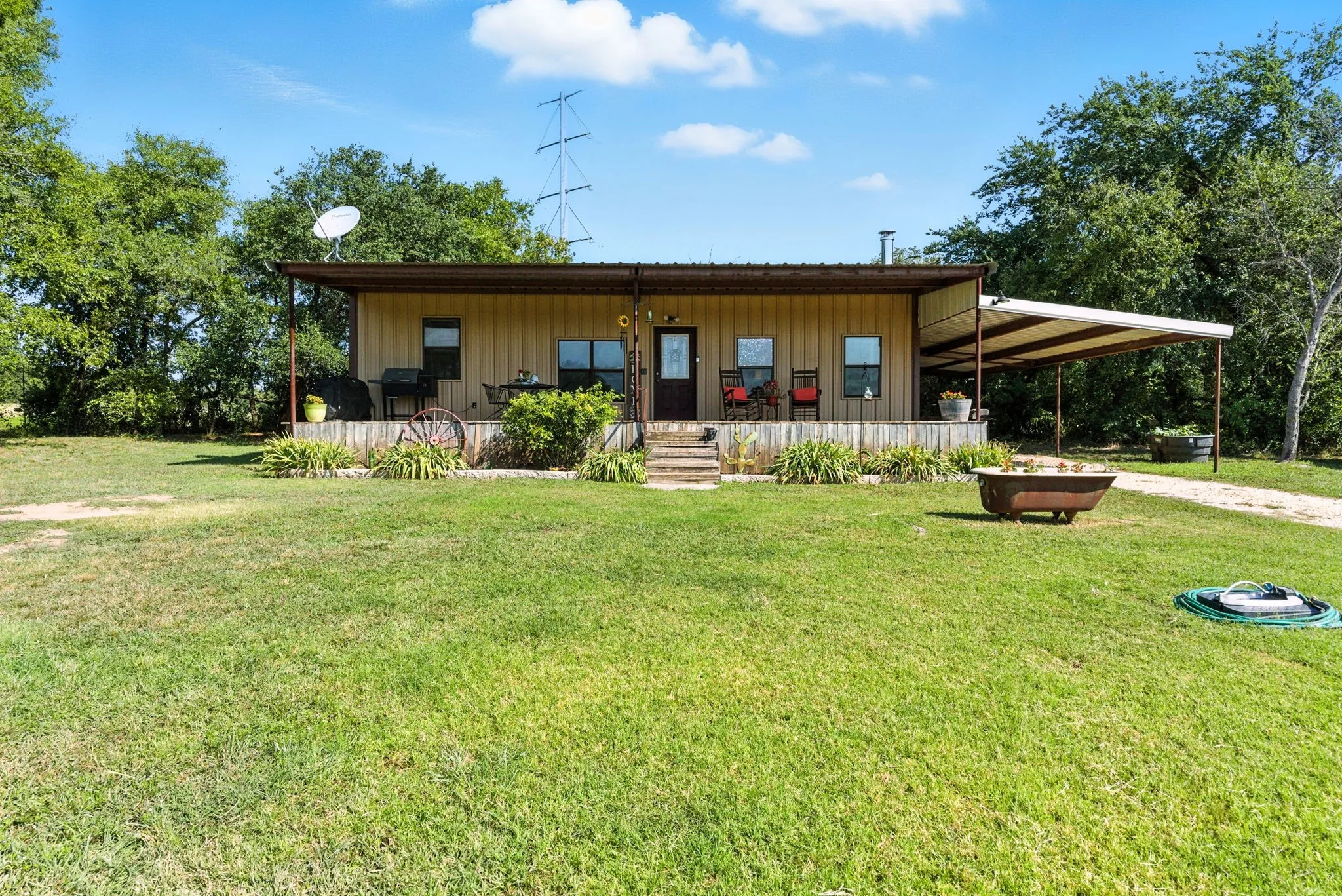 Farm For Sale in Erath County , 5929 County Road 371, Dublin, Texas 76446, 3 Bedroom, 2 Bathroom, Garage spaces, 1,235 Sqft, built in 1990, Price $499,000, mls#21348167, Real Estate Agent in Dublin, Homes For Sale in Erath county, Homes For Sale in Dublin, Realtor in Dublin Texas, Real Estate Brokerage Independent Realty Texas, Luminita Cordes Realtor