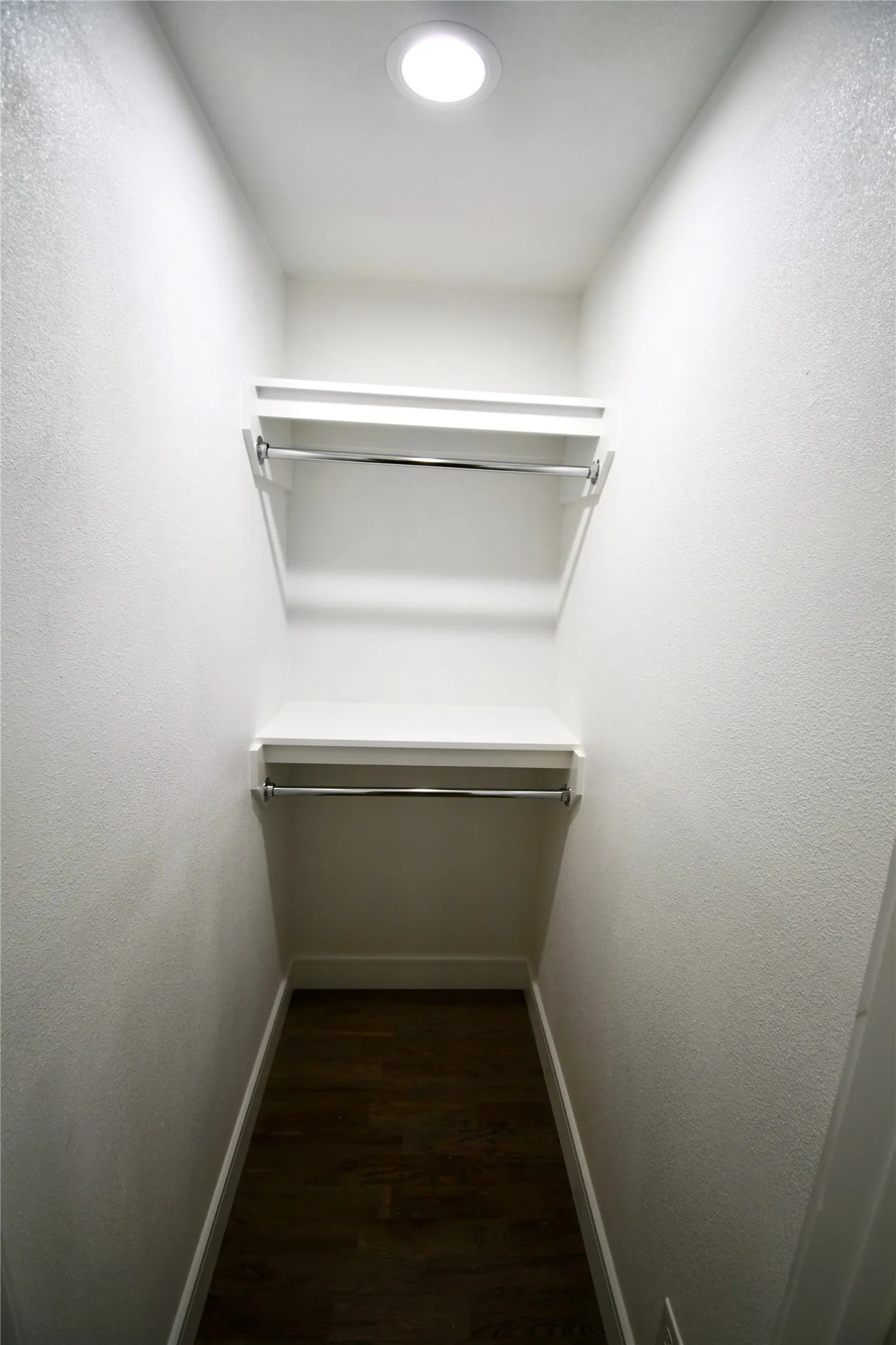 Single Family Residence For Rent in Dallas County , 1015 Mitchell Road, Irving, Texas 75060, 4 Bedroom, 3 Bathroom, 2 Garage spaces, 1,556 Sqft, built in 2021, mls#21348338, Real Estate Agent in Irving, Homes For Rent in Dallas county, Homes For Rent in Irving, Realtor in Irving Texas, Real Estate Brokerage Independent Realty Texas, Luminita Cordes Realtor
