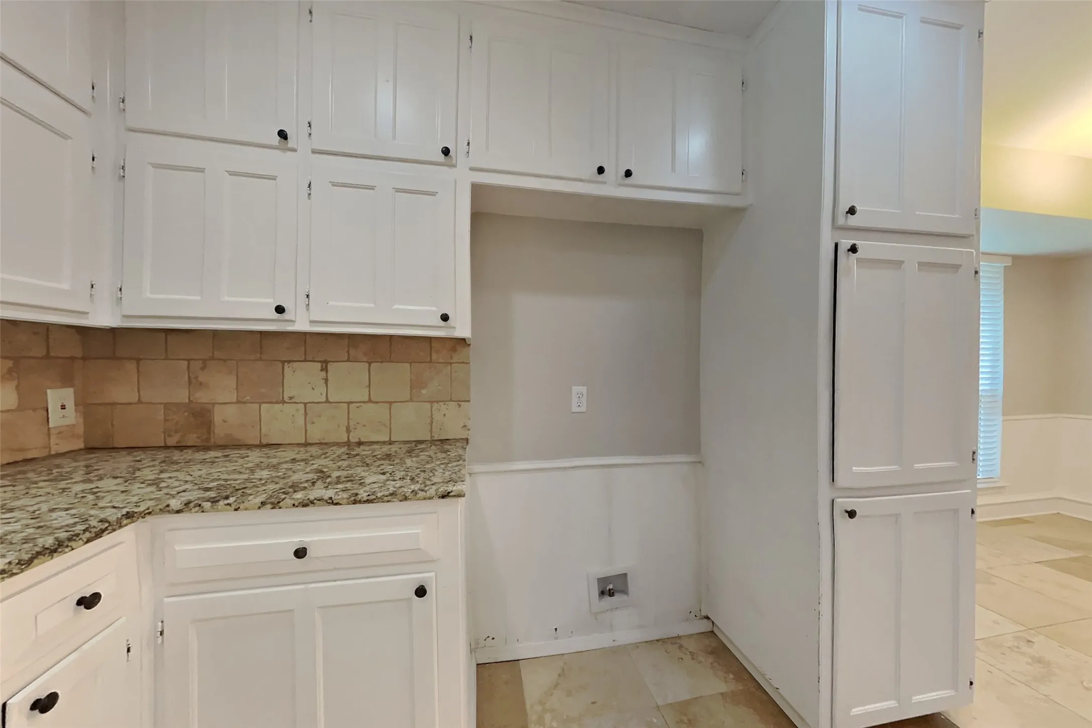 Single Family Residence For Rent in Tarrant County , 5504 Atlantis Terrace, Arlington, Texas 76016, 3 Bedroom, 2 Bathroom, 2 Garage spaces, 1,763 Sqft, built in 1977, mls#21348549, Real Estate Agent in Arlington, Homes For Rent in Tarrant county, Homes For Rent in Arlington, Realtor in Arlington Texas, Real Estate Brokerage Independent Realty Texas, Luminita Cordes Realtor
