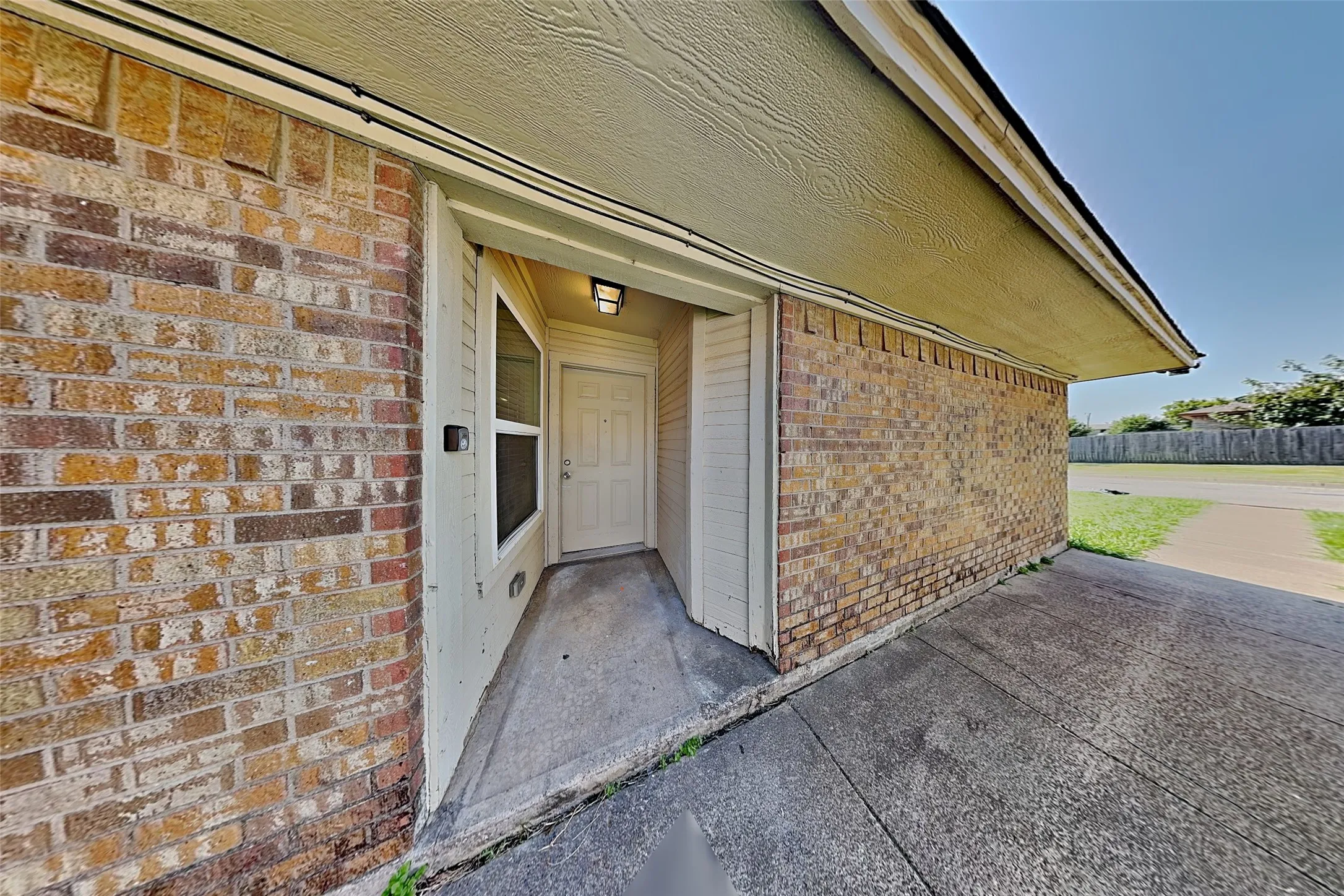 Duplex For Rent in Tarrant County , 3405 Republic Drive, Forest Hill, Texas 76140, 3 Bedroom, 2 Bathroom, Garage spaces, 1,308 Sqft, built in 1984, mls#21348107, Real Estate Agent in Forest Hill, Homes For Rent in Tarrant county, Homes For Rent in Forest Hill, Realtor in Forest Hill Texas, Real Estate Brokerage Independent Realty Texas, Luminita Cordes Realtor