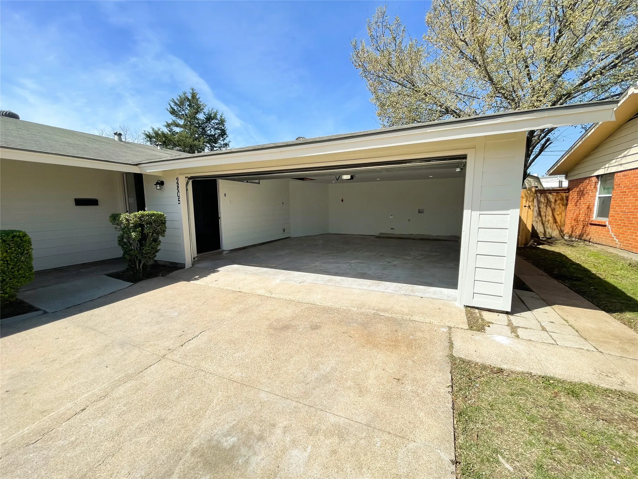 Single Family Residence For Rent in Dallas County , 2805 Cornell Circle, Irving, Texas 75062, 3 Bedroom, 2 Bathroom, 2 Garage spaces, 1,188 Sqft, built in 2024, mls#21348343, Real Estate Agent in Irving, Homes For Rent in Dallas county, Homes For Rent in Irving, Realtor in Irving Texas, Real Estate Brokerage Independent Realty Texas, Luminita Cordes Realtor