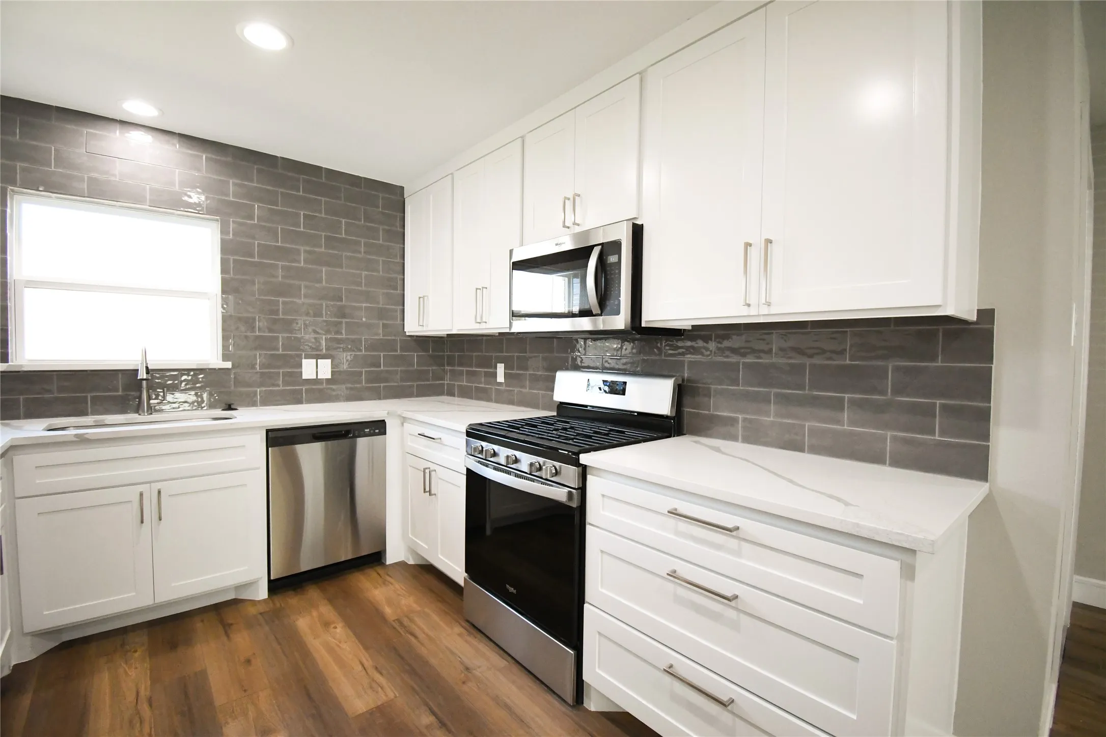 Single Family Residence For Rent in Dallas County , 2805 Cornell Circle, Irving, Texas 75062, 3 Bedroom, 2 Bathroom, 2 Garage spaces, 1,188 Sqft, built in 2024, mls#21348343, Real Estate Agent in Irving, Homes For Rent in Dallas county, Homes For Rent in Irving, Realtor in Irving Texas, Real Estate Brokerage Independent Realty Texas, Luminita Cordes Realtor